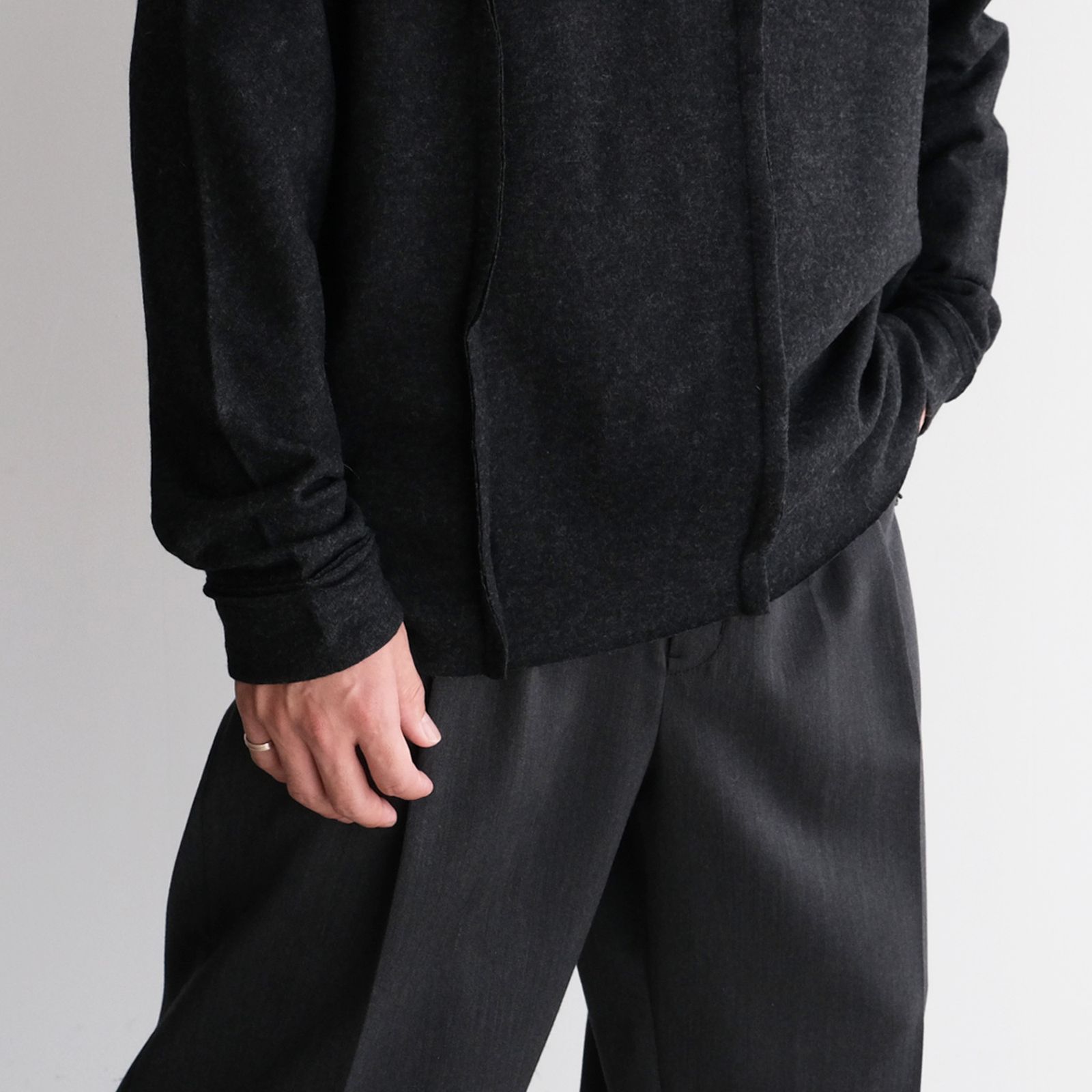 Assemblage Wool Tee -ニット-（Dark Gray / ダークグレー）