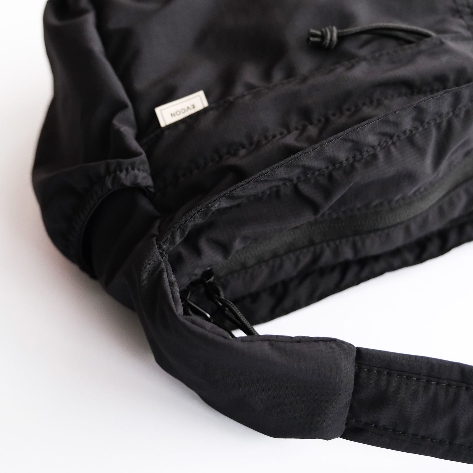 Nylon Shoulder Bag -バッグ-（Black / ブラック）