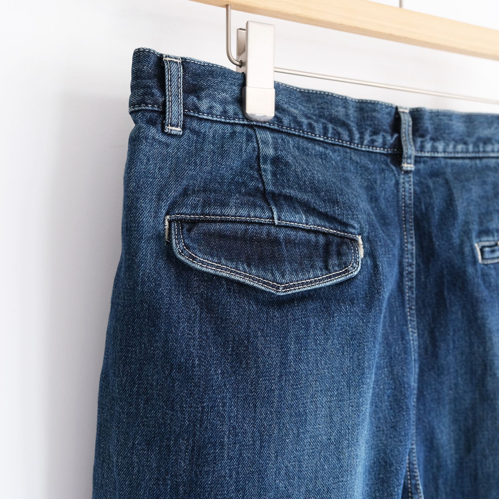 Selvage Denim Two Tuck Tapered Pants -パンツ-（Indigo Dark Fade / インディゴダークフェード）