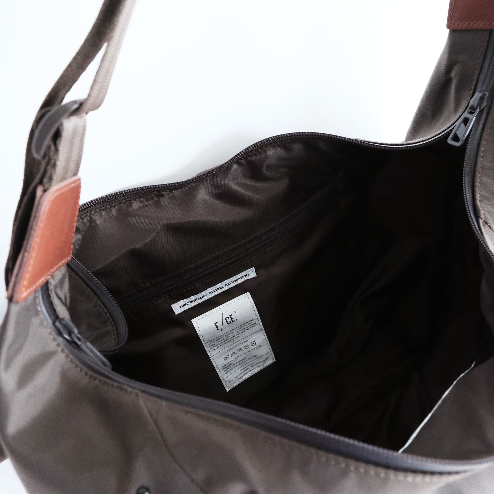 420 re/cor 2Way Shoulder Tote 2.0 -バッグ-（Brown / ブラウン）