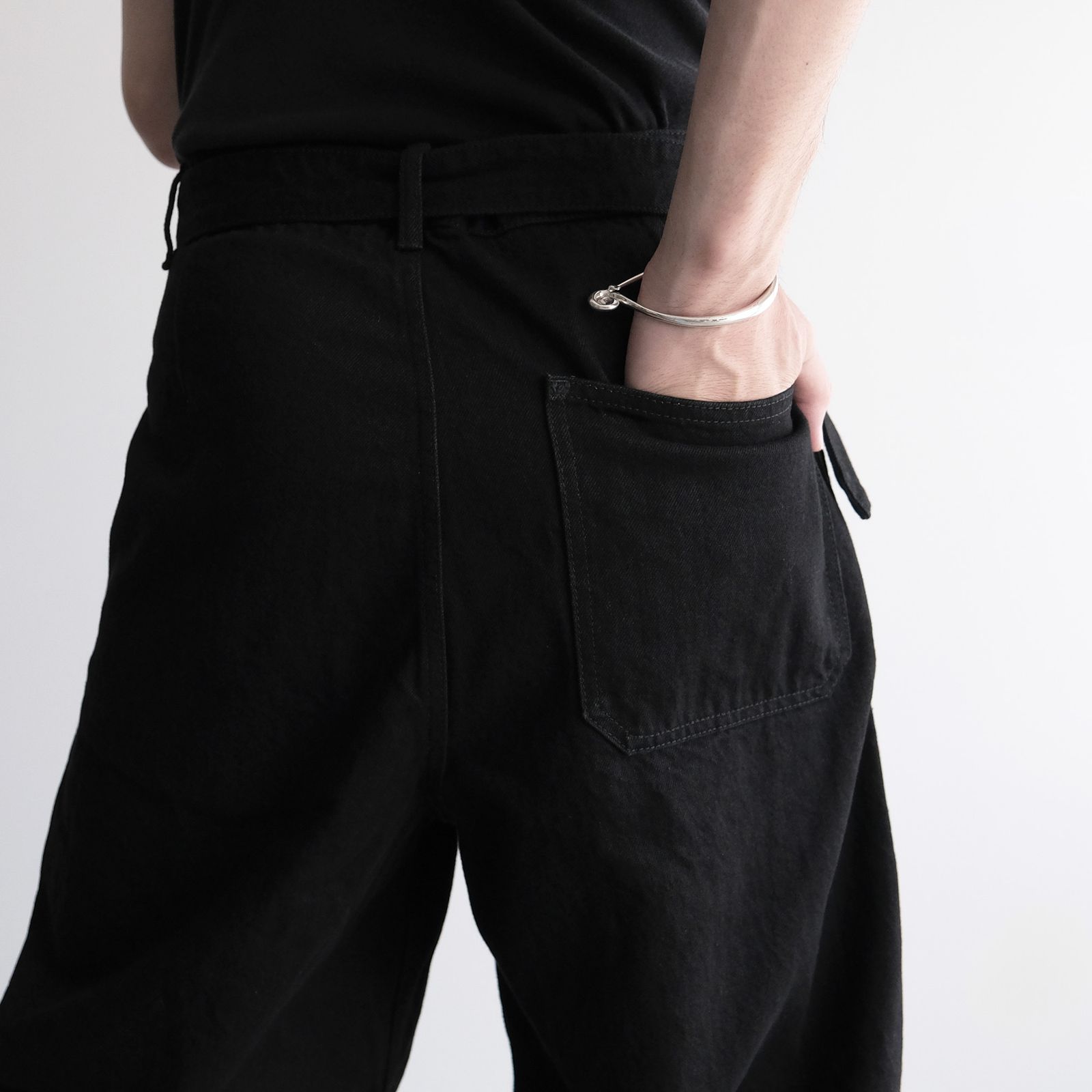 Selvage Denim Belted Pants -パンツ-（Black Washed / ブラック ウォッシュド）GU263-40063RB