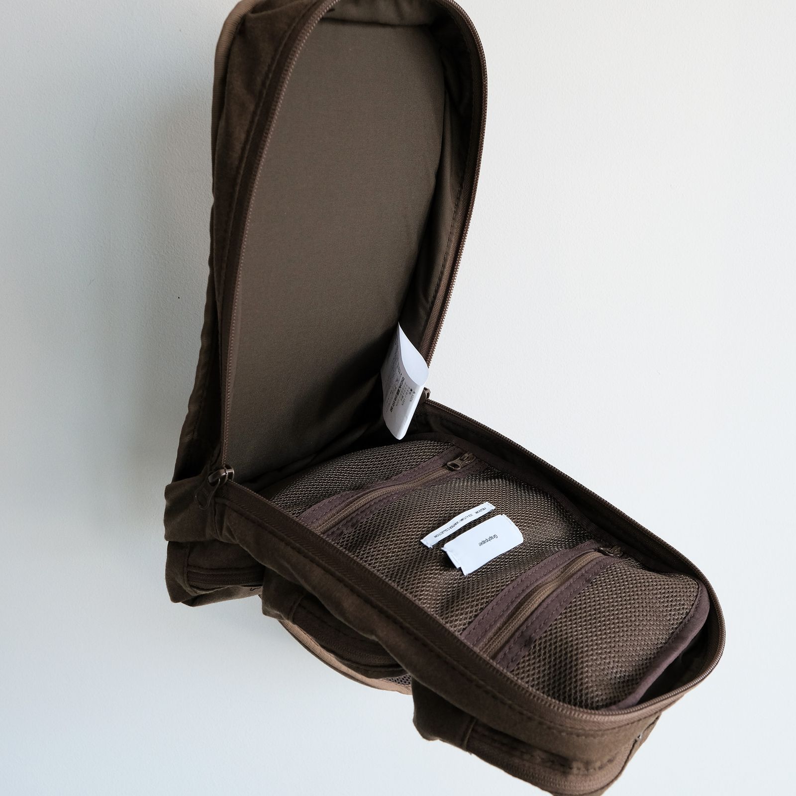 Fine Wool Saxony Medium Shoulder Bag -バッグ-（Brown / ブラウン）GU263-90428