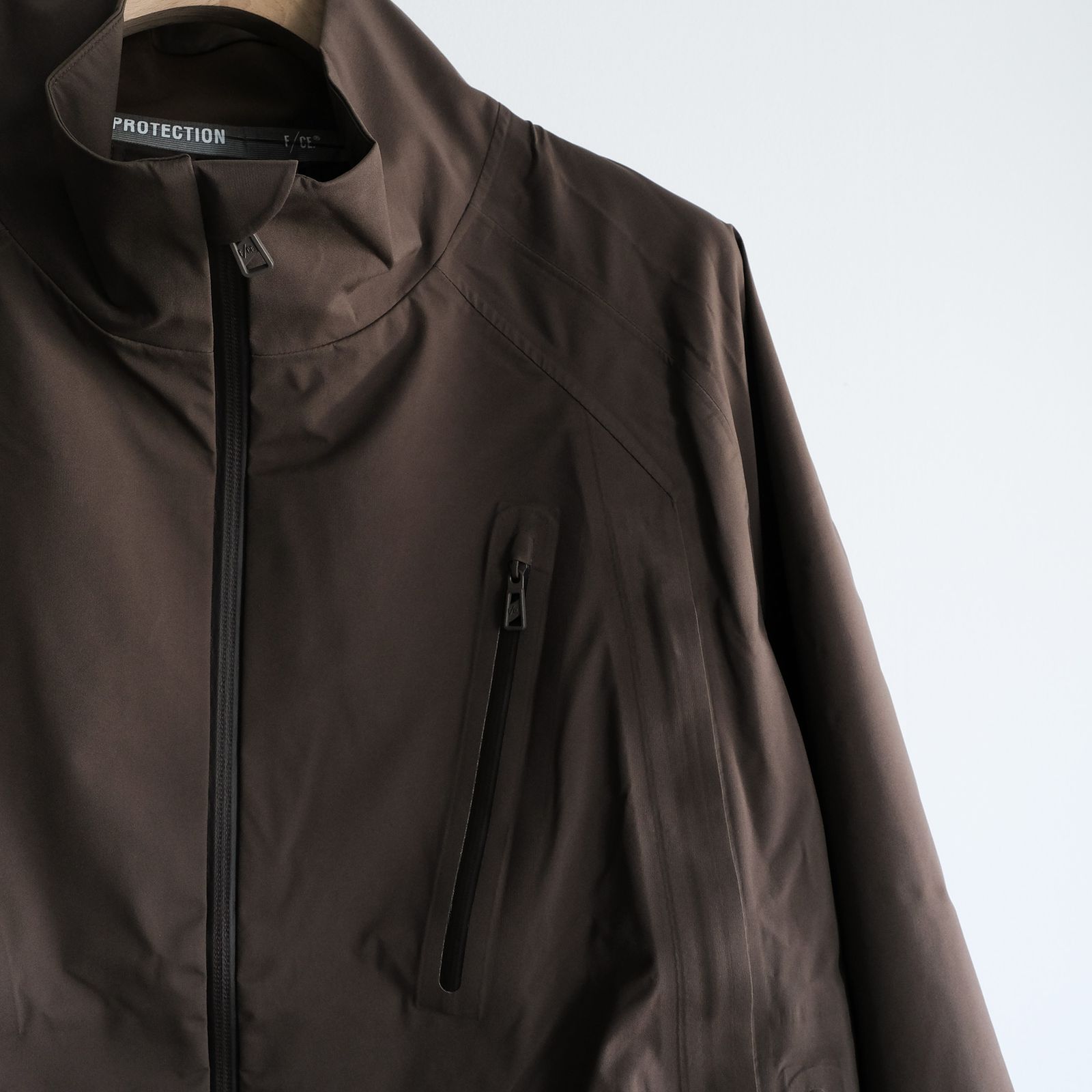 Partex Stand-Collar Shell -ブルゾン-（Brown / ブラウン）