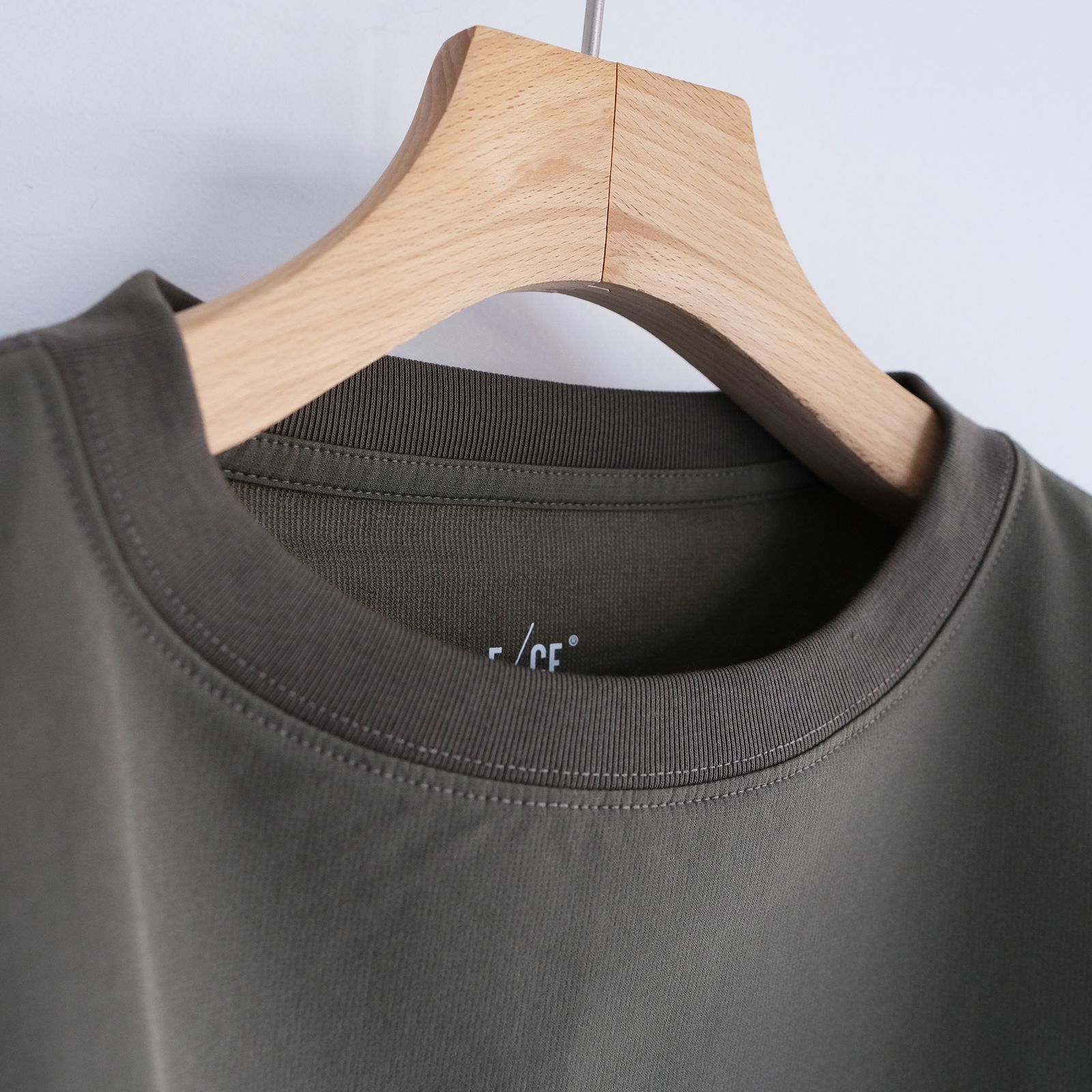 Amphibious T-Shirt -Tシャツ-（Olive / オリーブ）