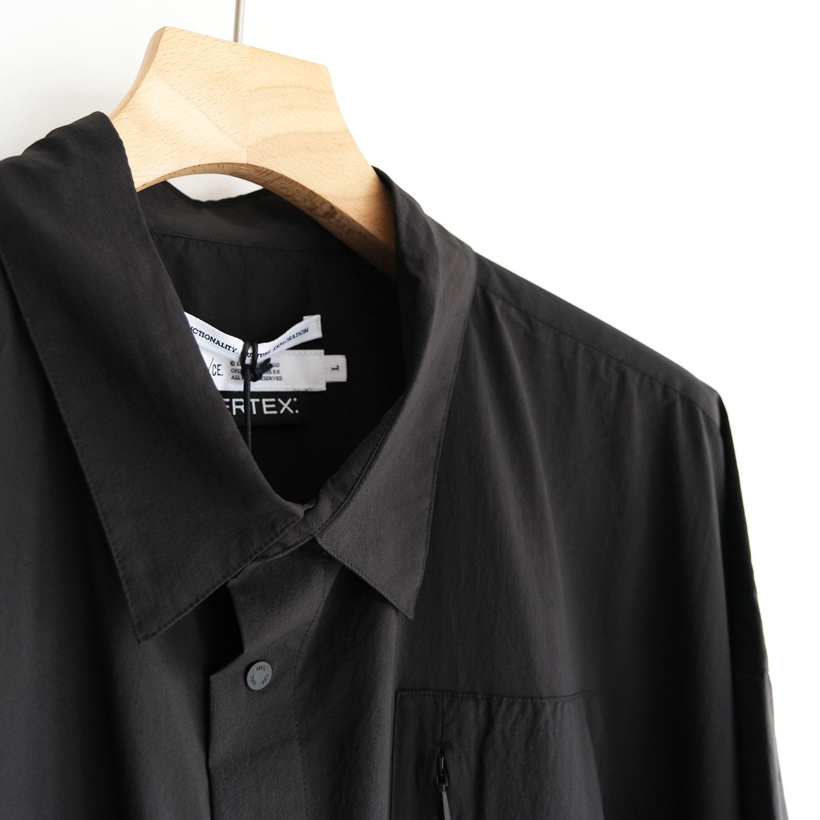 Pertex Utility Longline Shirt -シャツ-（Black / ブラック）