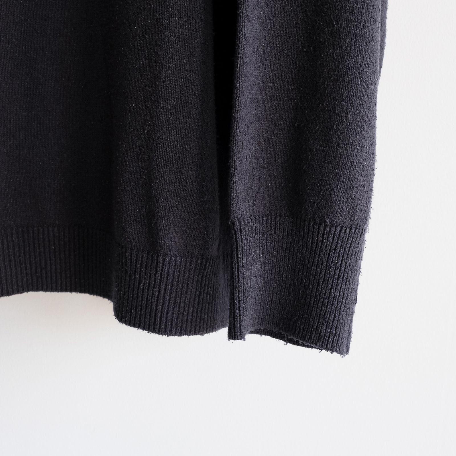 Silk Knit Turtle Neck -ニット-（Dark Navy / ダークネイビー）