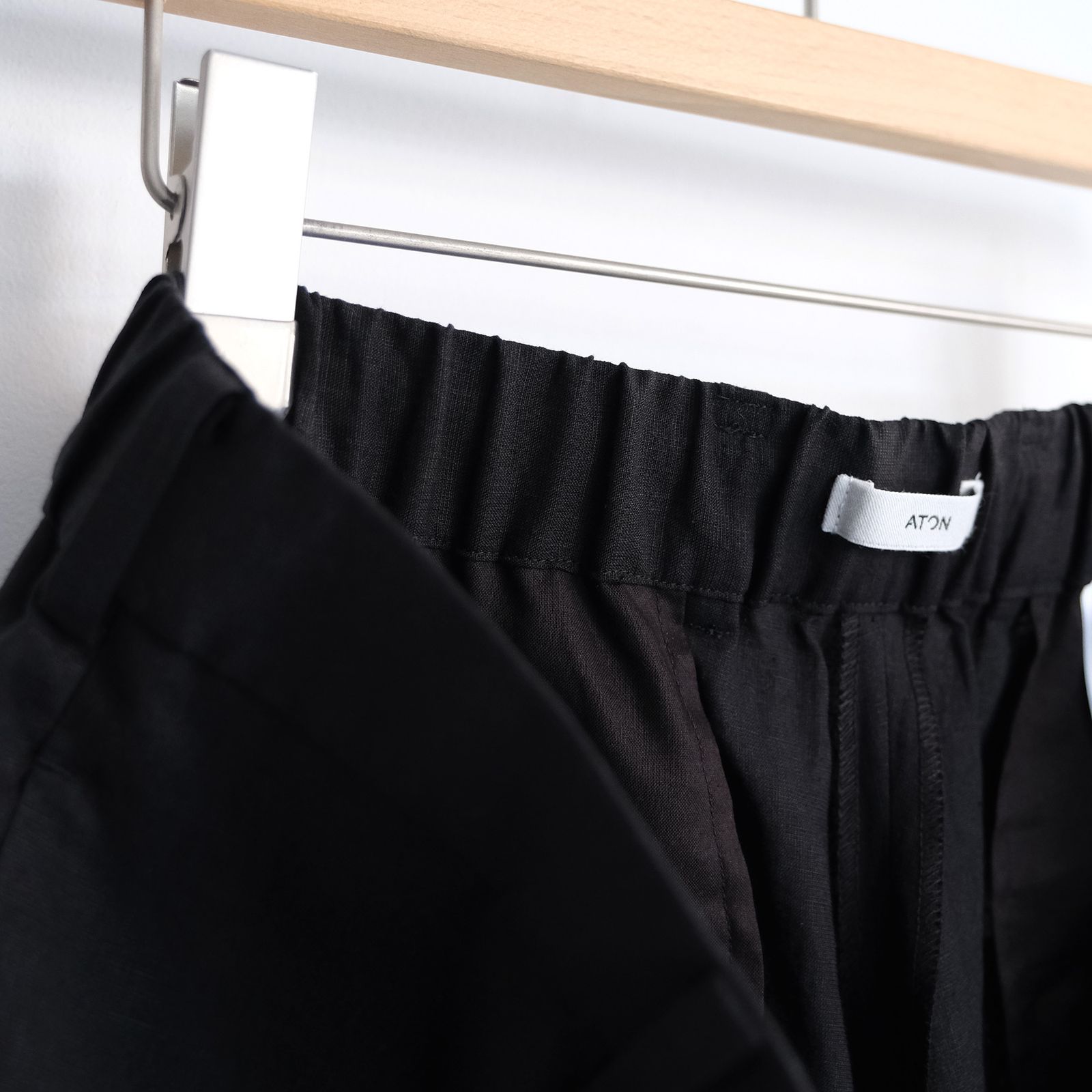 Silk Linen Mixing Loose Fit Pants -スラックス-（Black / ブラック）