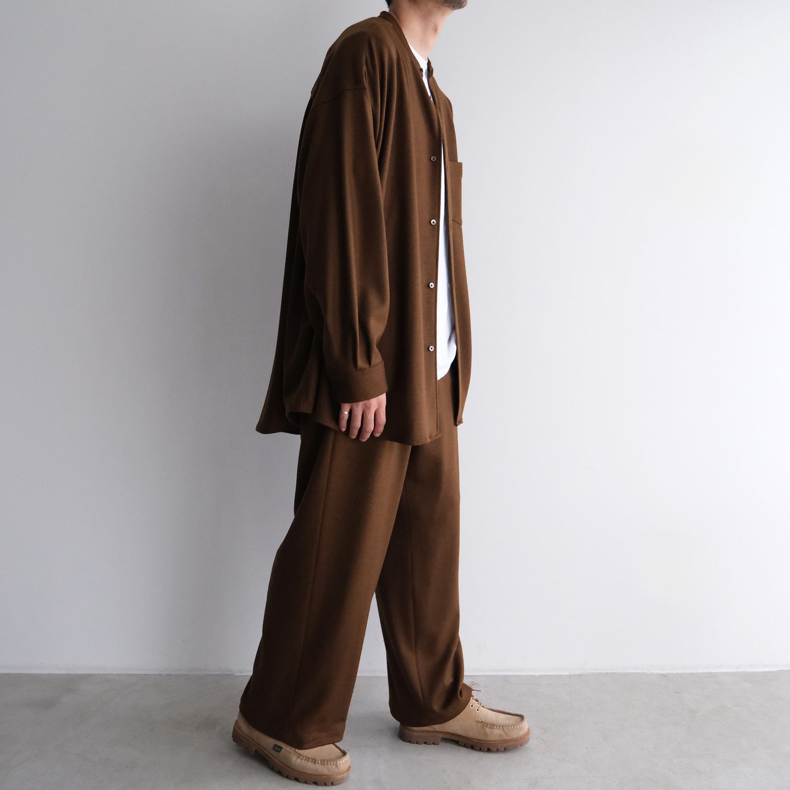 Wool Smooth Flannel Oversized Band Collar Shirt -オーバーサイズシャツ-（Brown / ブラウン）GU253-50222B
