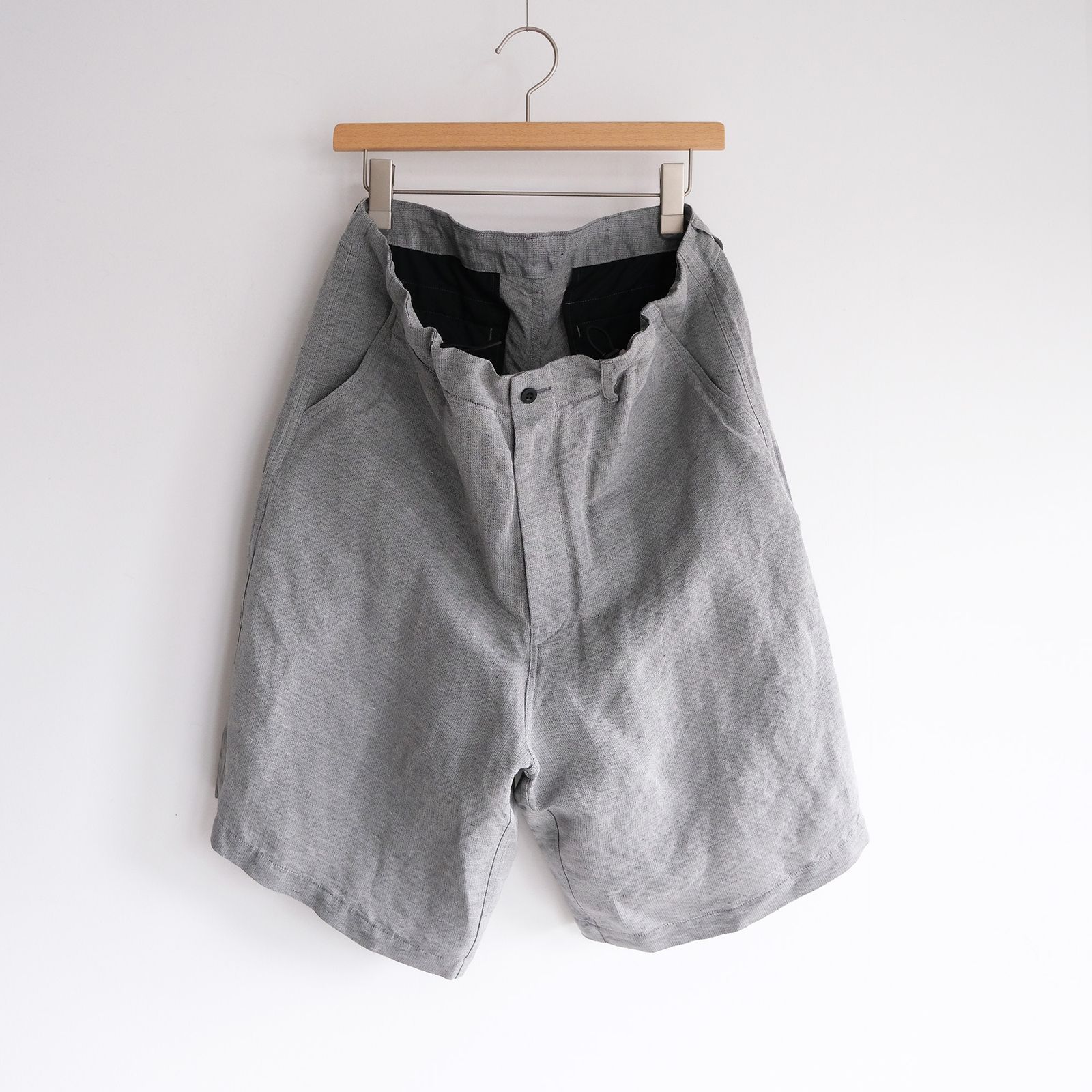 Linen Cupro Hopsack Military Shorts -ショーツ-（Gray / グレー）GM261-40378