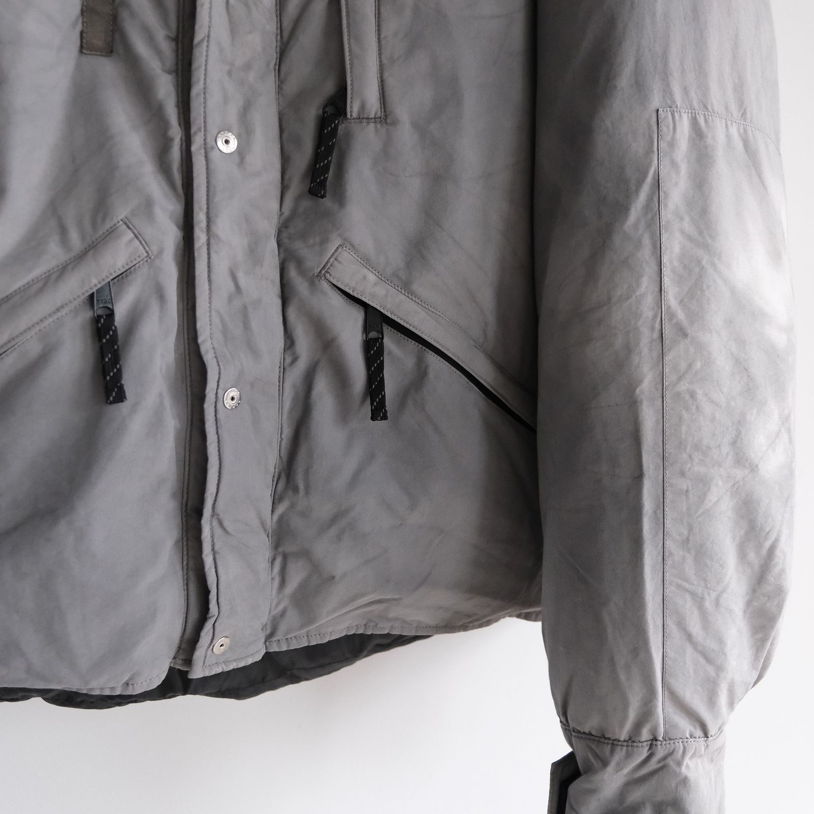 Garment Dyed Makalu Down Jacket -ジャケット-（Gray / グレー）