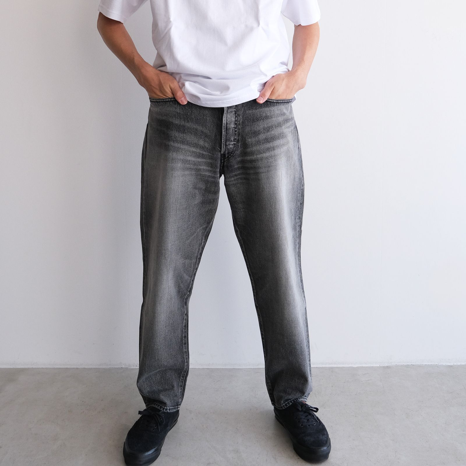 Selvage Denim Five Pocket Tapered Pants -パンツ-（Black Light Fade / ブラックライトフェード）