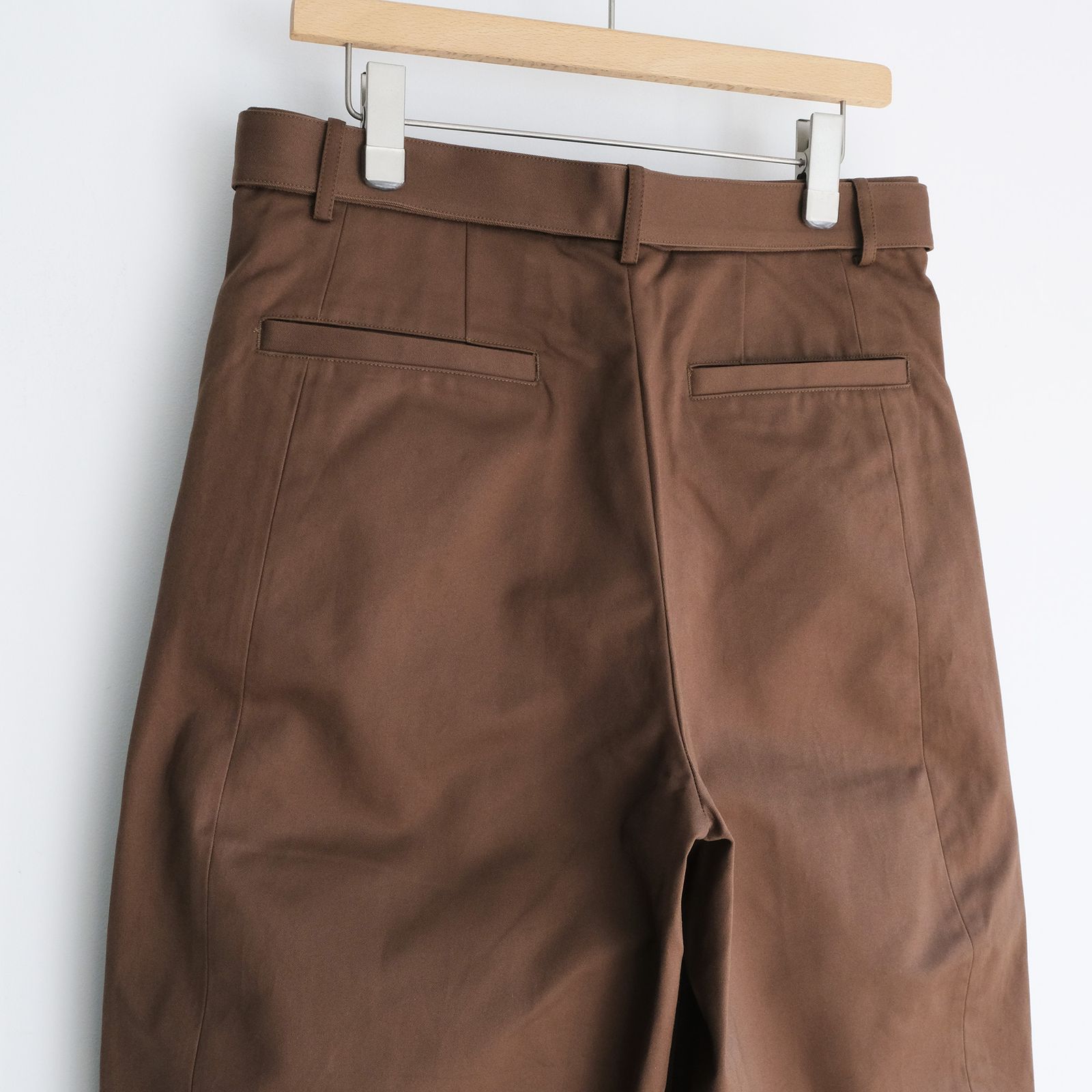 Dry Westpoint Barrel-Fit Belted Pants -パンツ-（Brown / ブラウン）GM263-40381