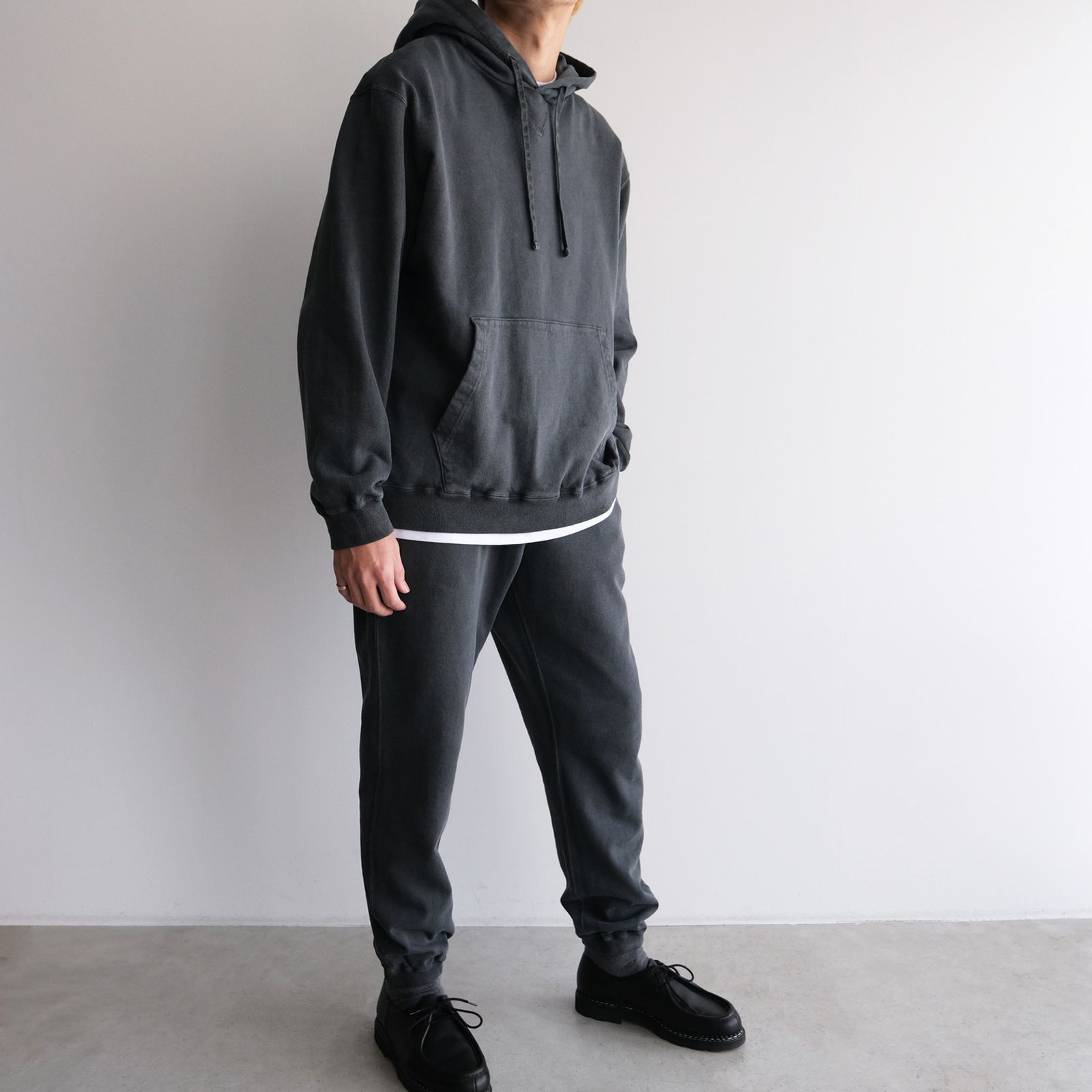 STYLE NO. 102 selected brand：AUTOMATIC FOR THE PEOPLE & BETTER