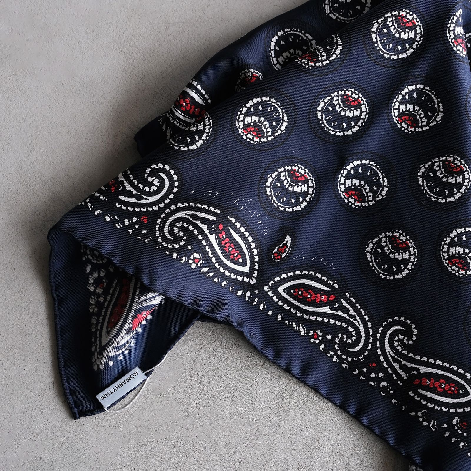 Paisley Silk Bandana Scarf -スカーフ-（Navy / ネイビー）