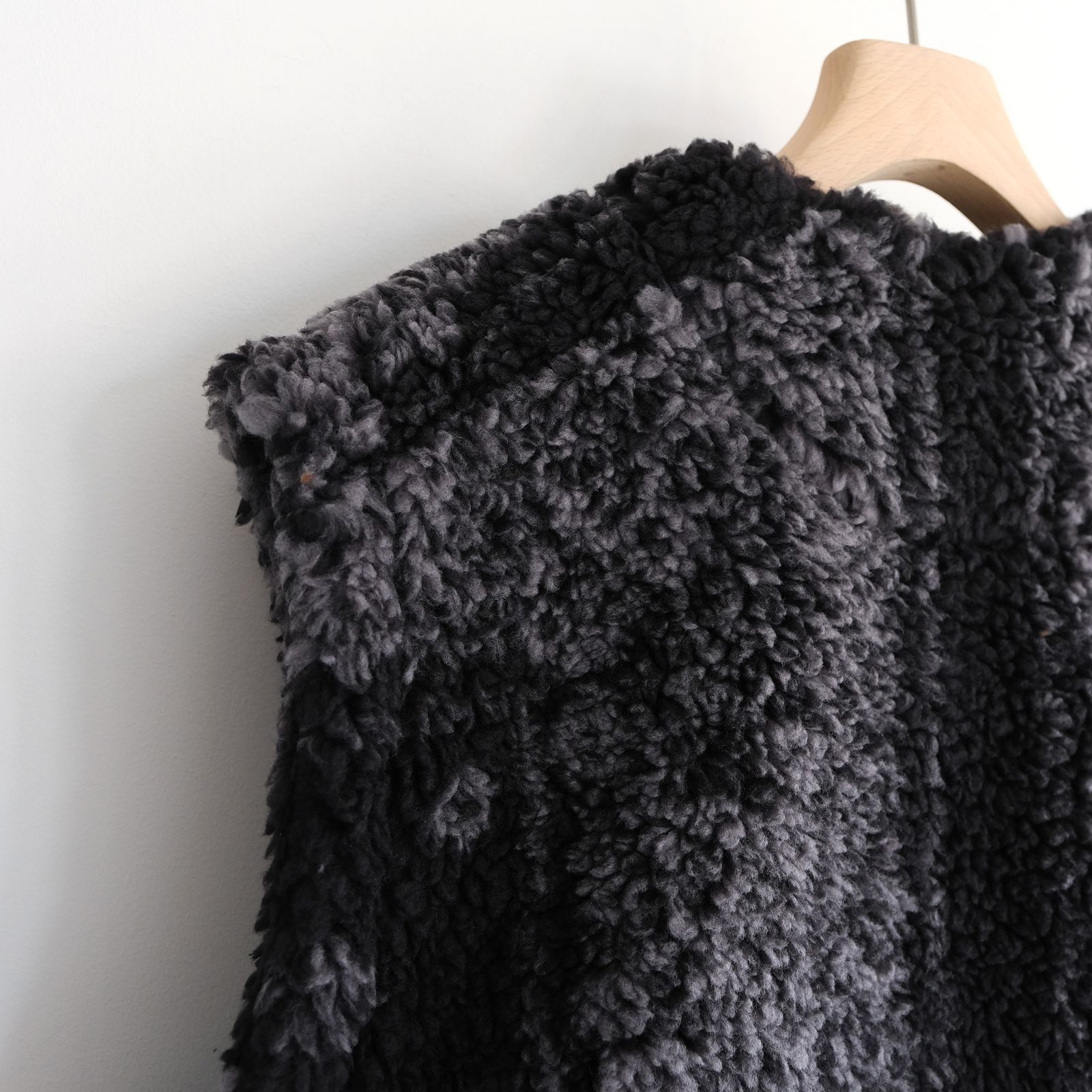 DYG Sherpa Vest -ベスト-（Black / ブラック）