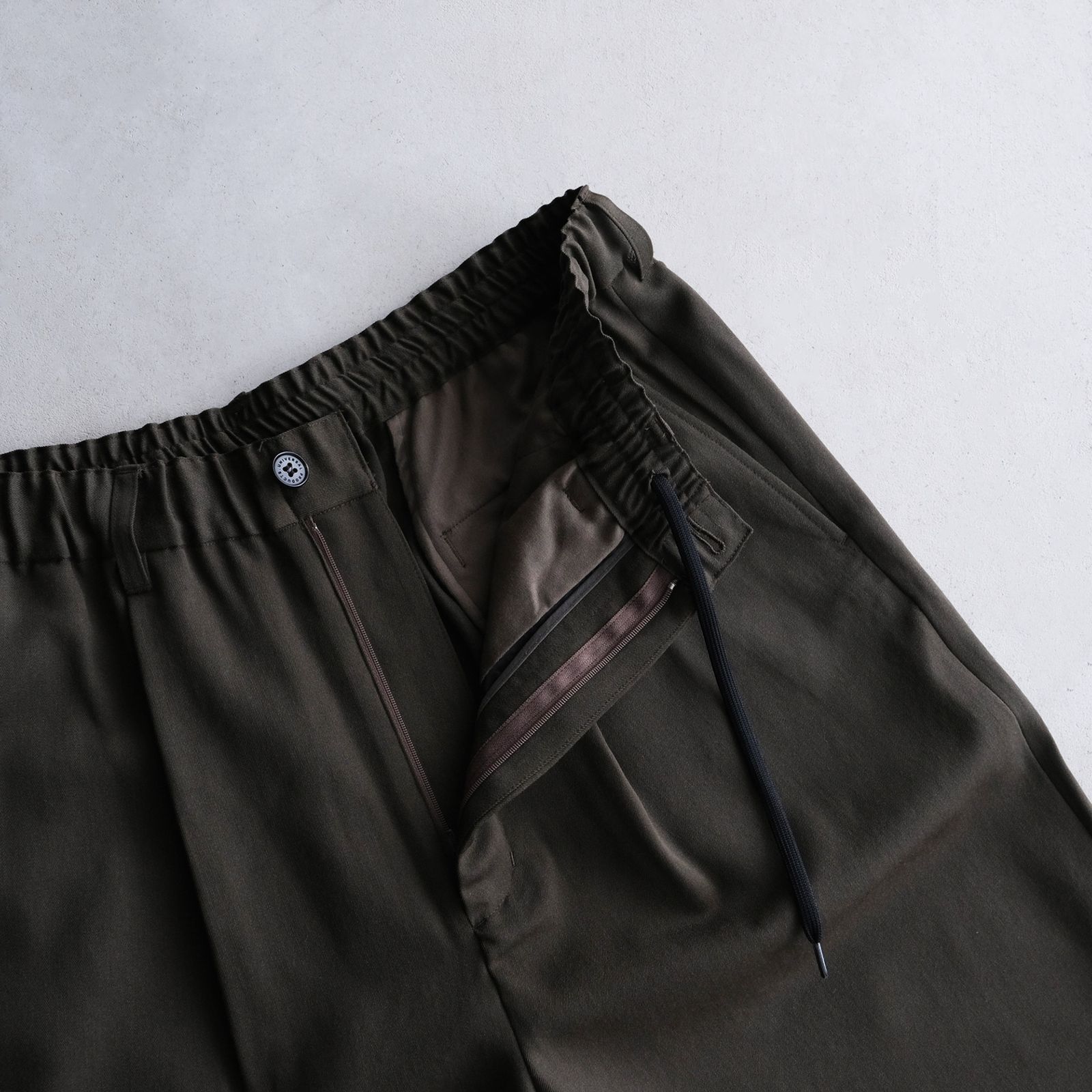 Wool Easy Trousers -パンツ-（D.Khaki / ダークカーキ）