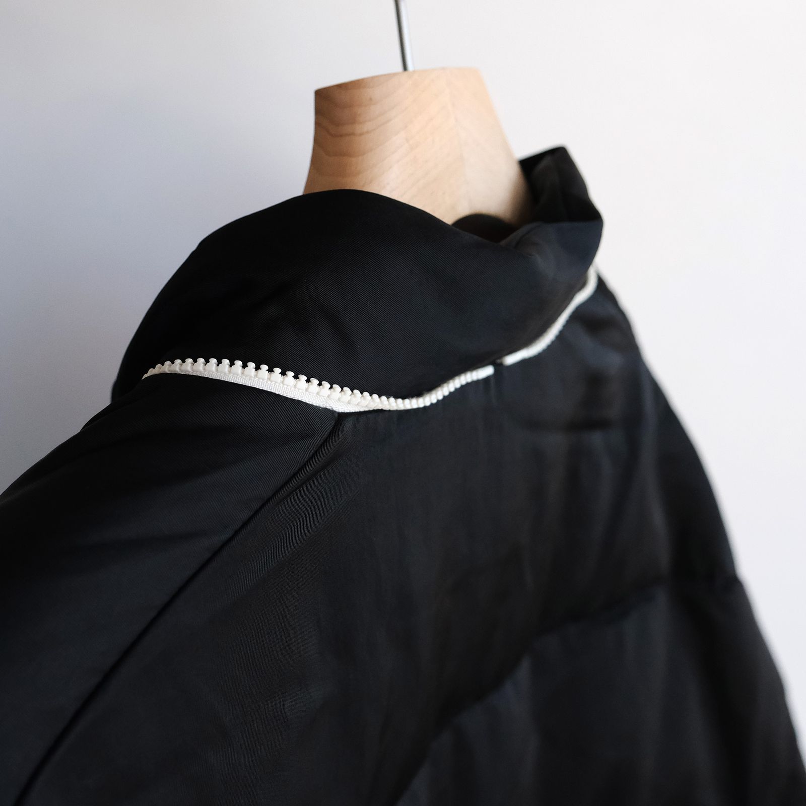 Hoodie Puffer Jacket（F/CE.×DIGAWEL）-ジャケット-（Black / ブラック）