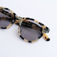 "SAN SUI" Mokuran Demi×Smoke Gray -サングラス-
