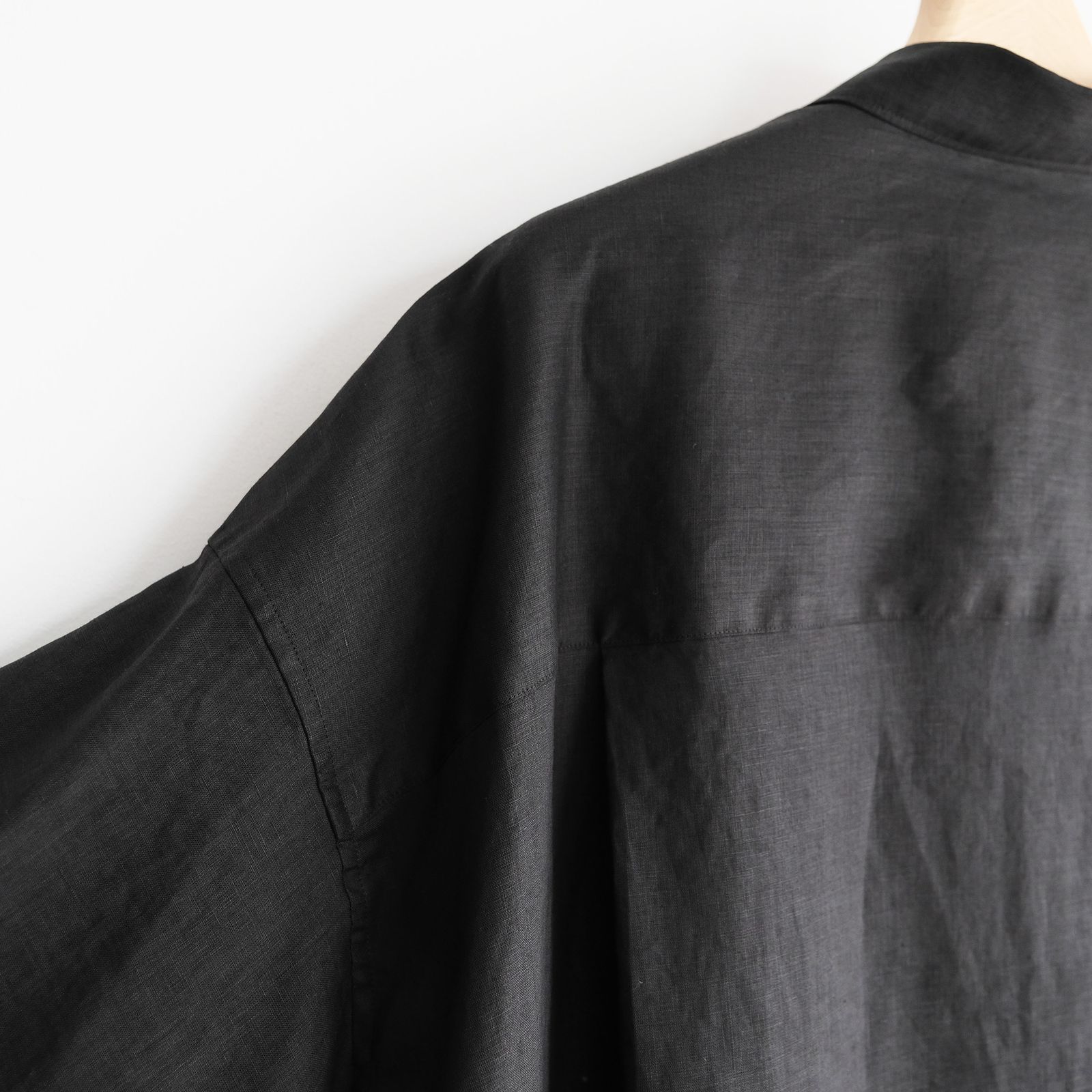 Linen L/S Oversized Regular Collar Shirt -シャツ-（Black / ブラック）GM262-50039B