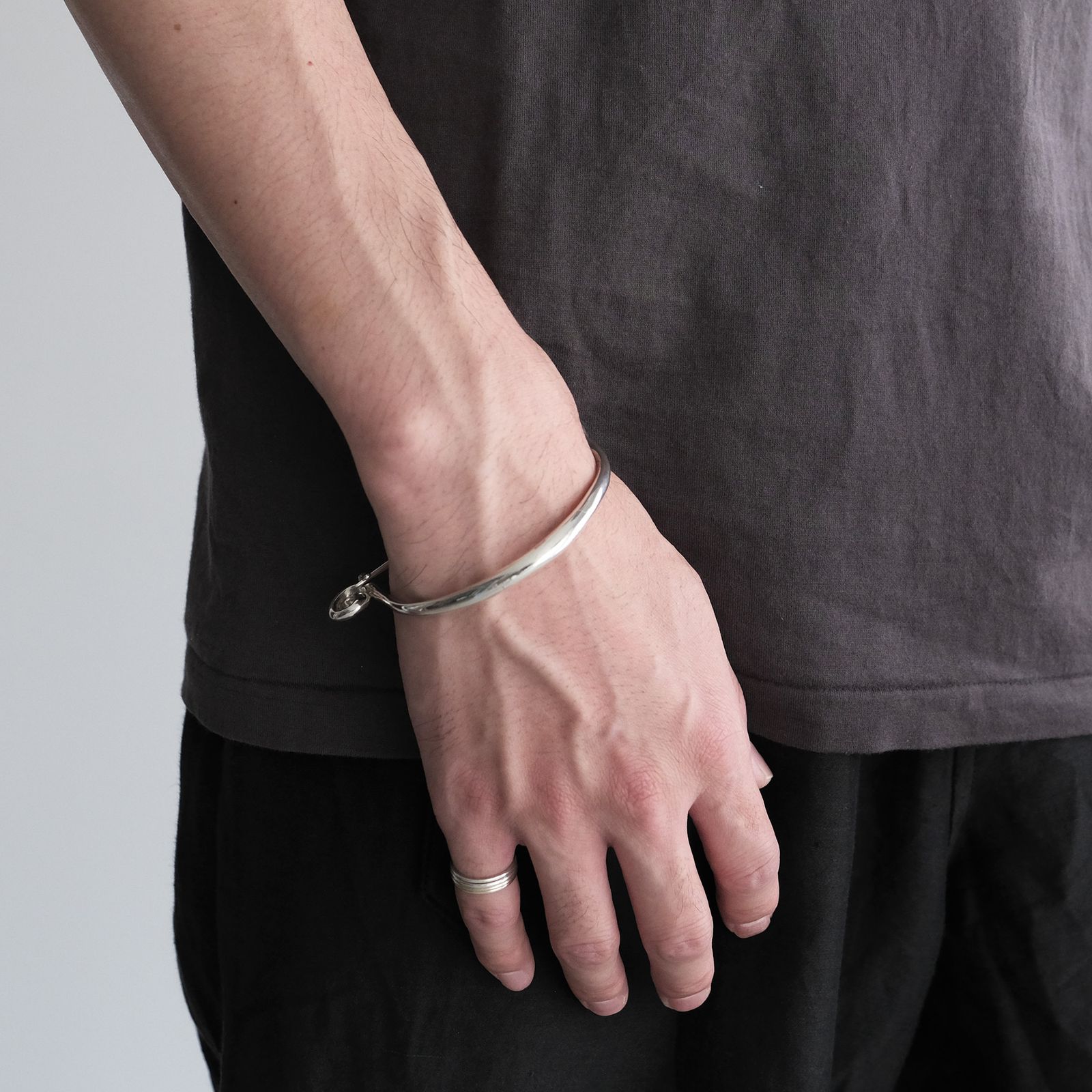 Large Fibula Bangle -ブレスレット-（Silver 925 / シルバー925）