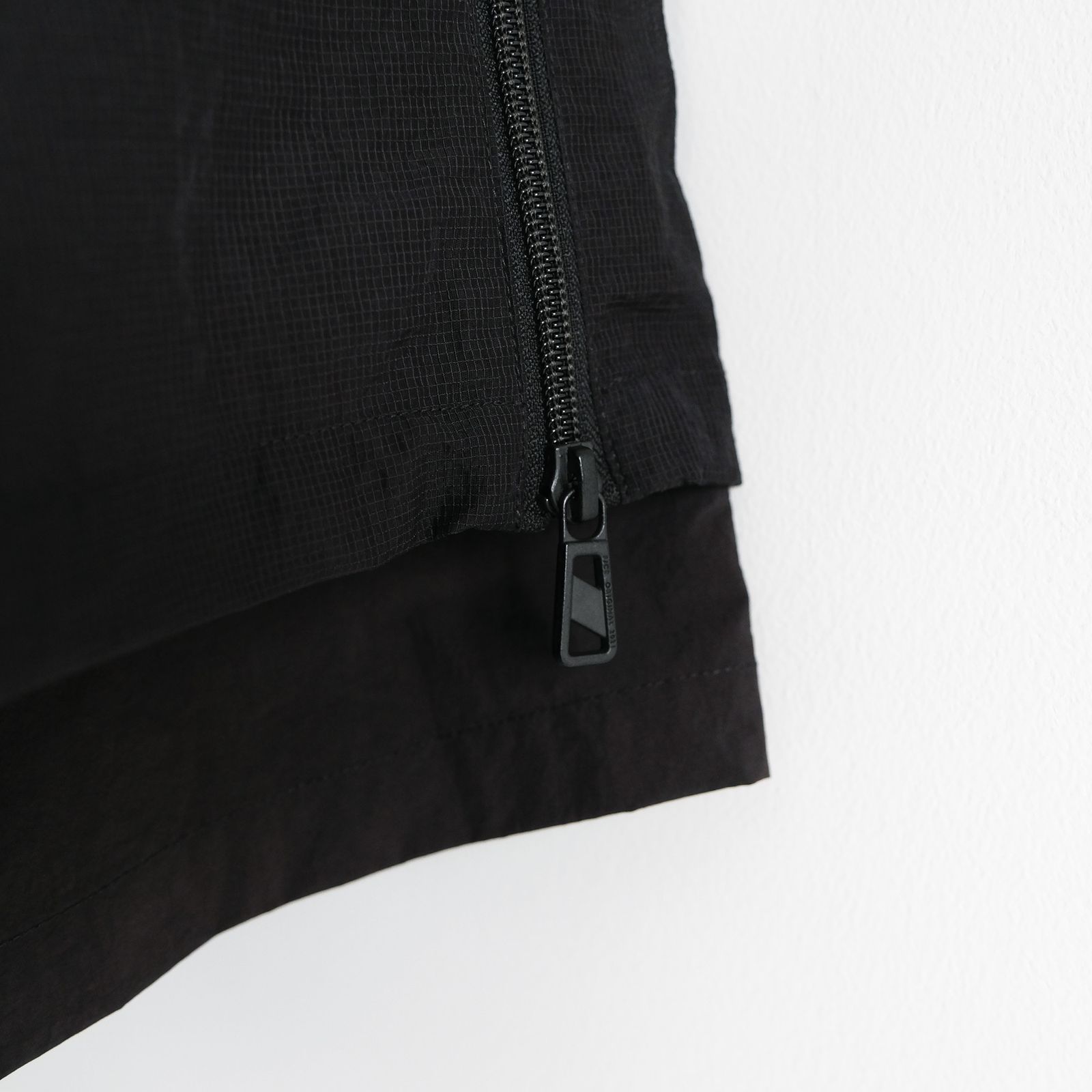 Mesh Layered Wide Short Pants -ショーツ-（Black / ブラック）