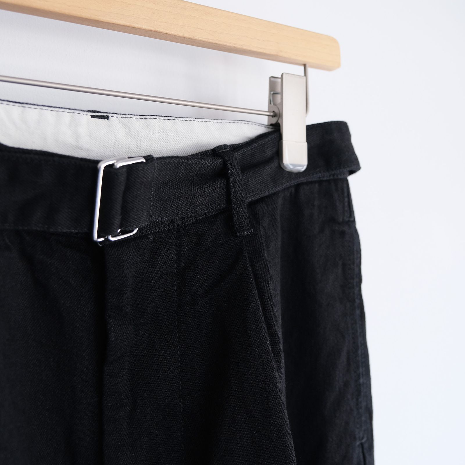Selvage Denim Belted Pants -パンツ-（Black Washed / ブラック ウォッシュド）GU263-40063RB