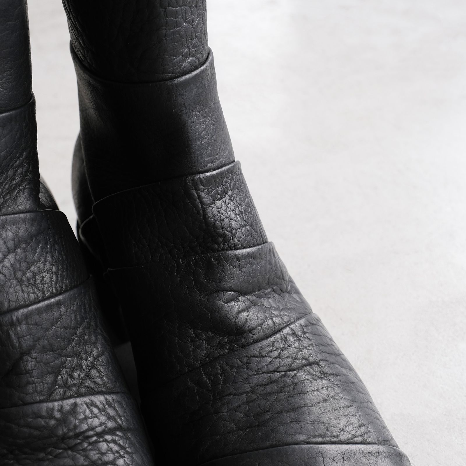 367ZB Bison Full Grain Lined Folded Back Zip Boot -ブーツ-（Black / ブラック）