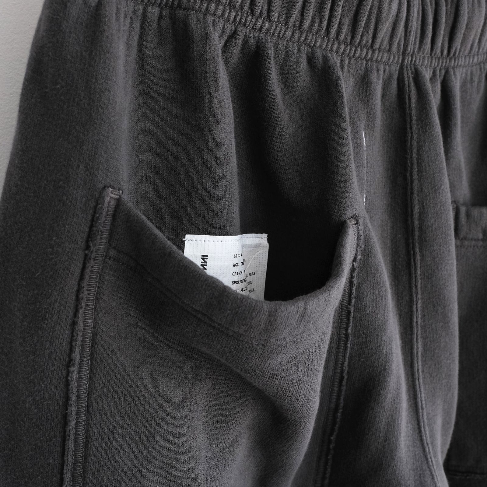 Sweat Pants -パンツ-（Sumikuro / スミクロ）
