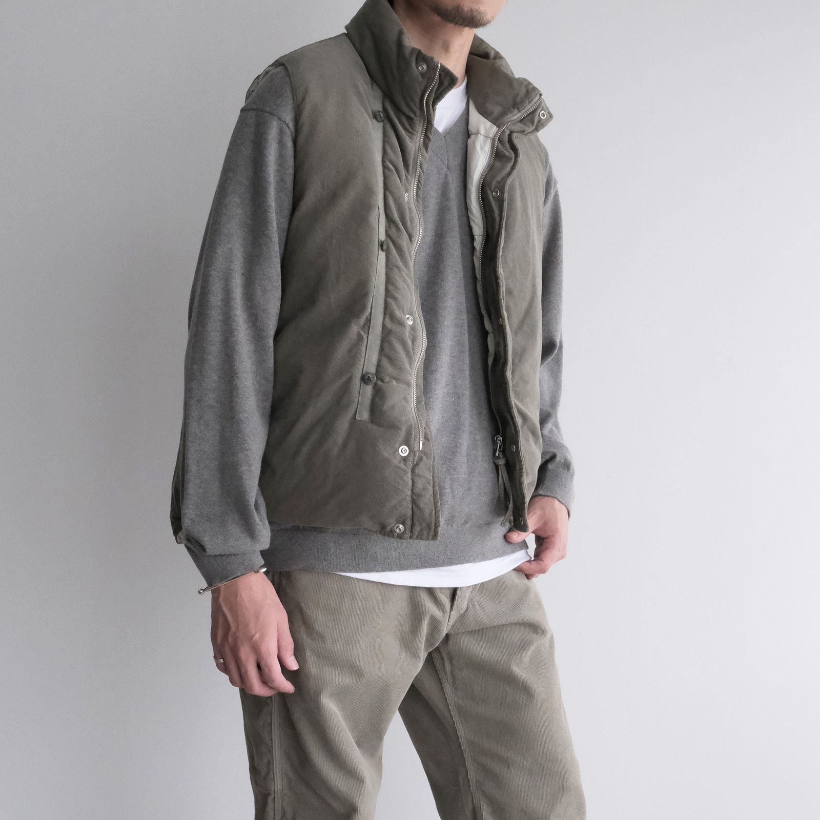 Garment Dyed Down Vest -ダウンベスト-（Gray / グレー）