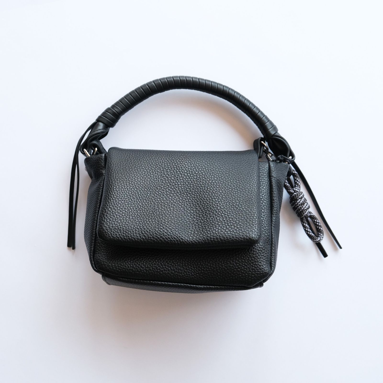 Tech Leather Mini Pouch -バッグ-（Black / ブラック）