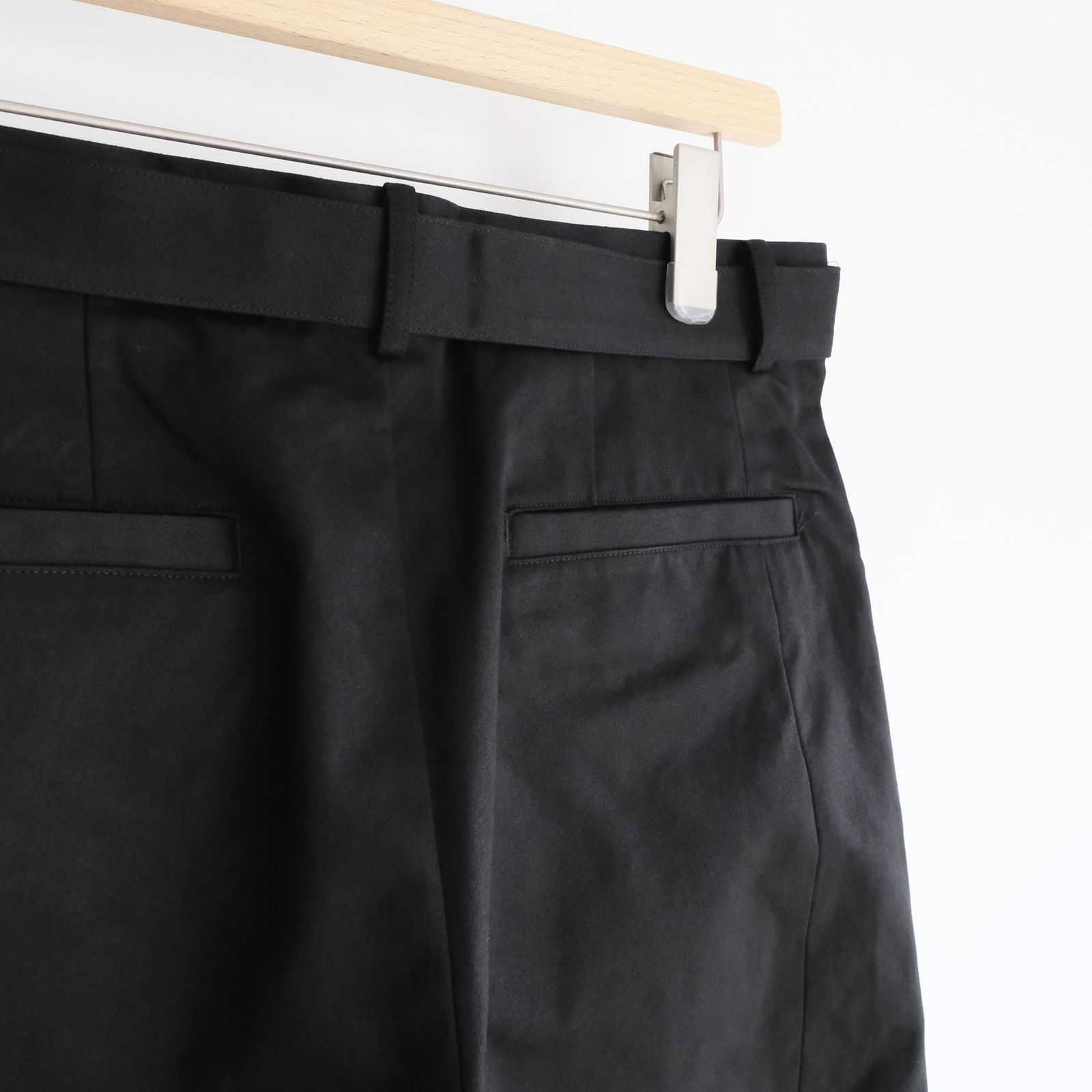 Dry Westpoint Barrel-Fit Belted Pants -パンツ-（Black / ブラック）GM263-40381