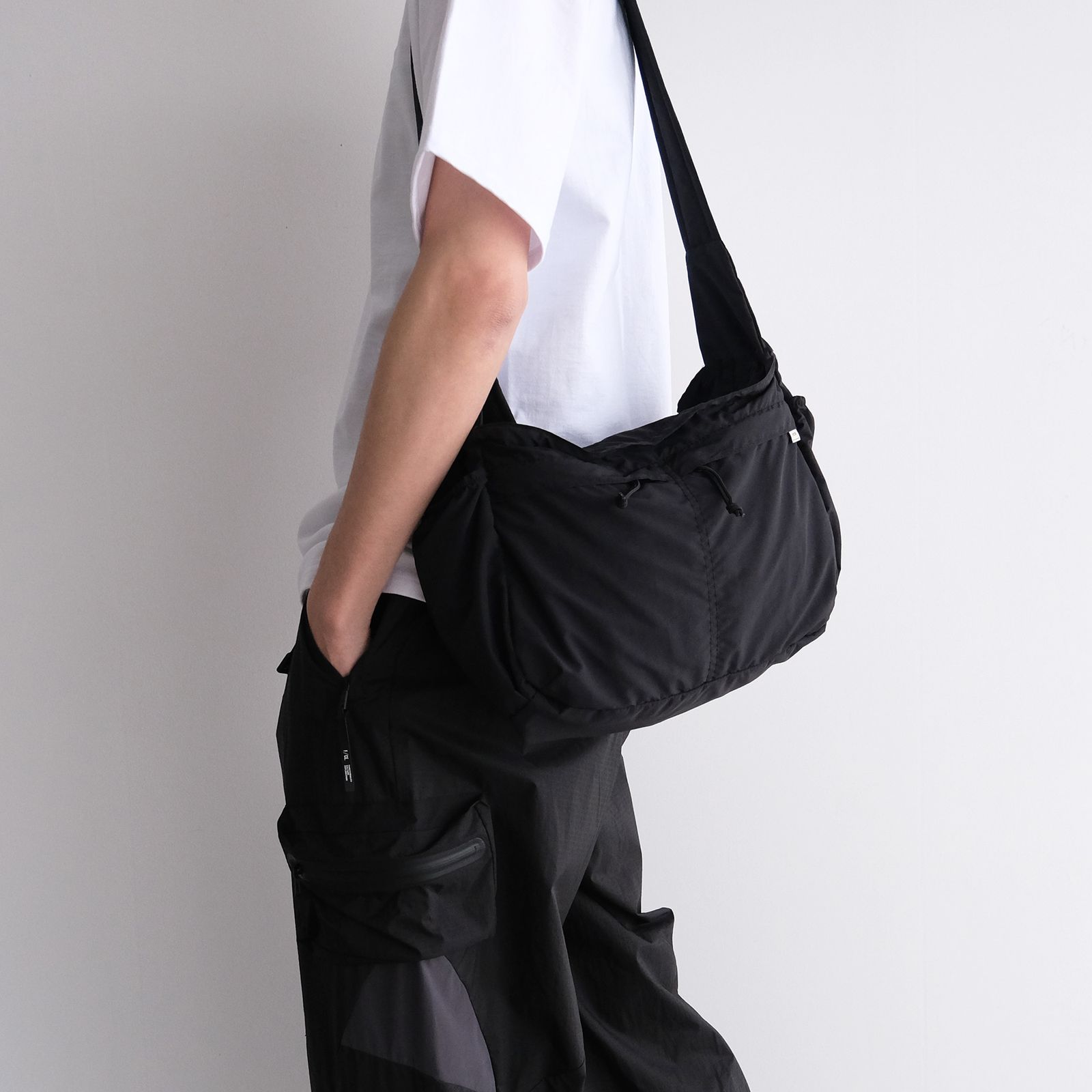 COCOON ONE SHOULDER BAG