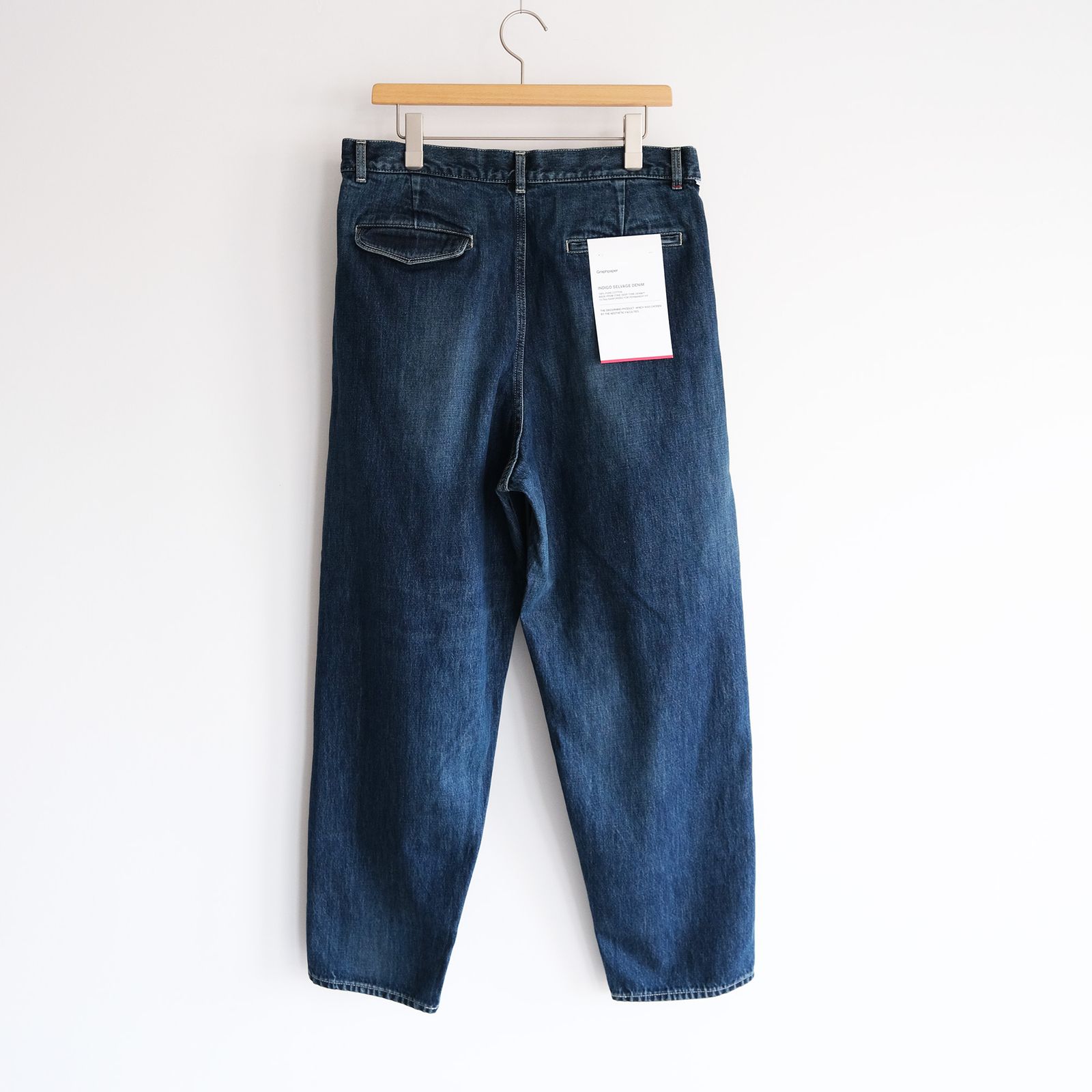 graphpaper ダークデニム カラーデニムパンツ ツータック Graphpaper (グラフペーパー) Selvage Denim Two Tuck Pants