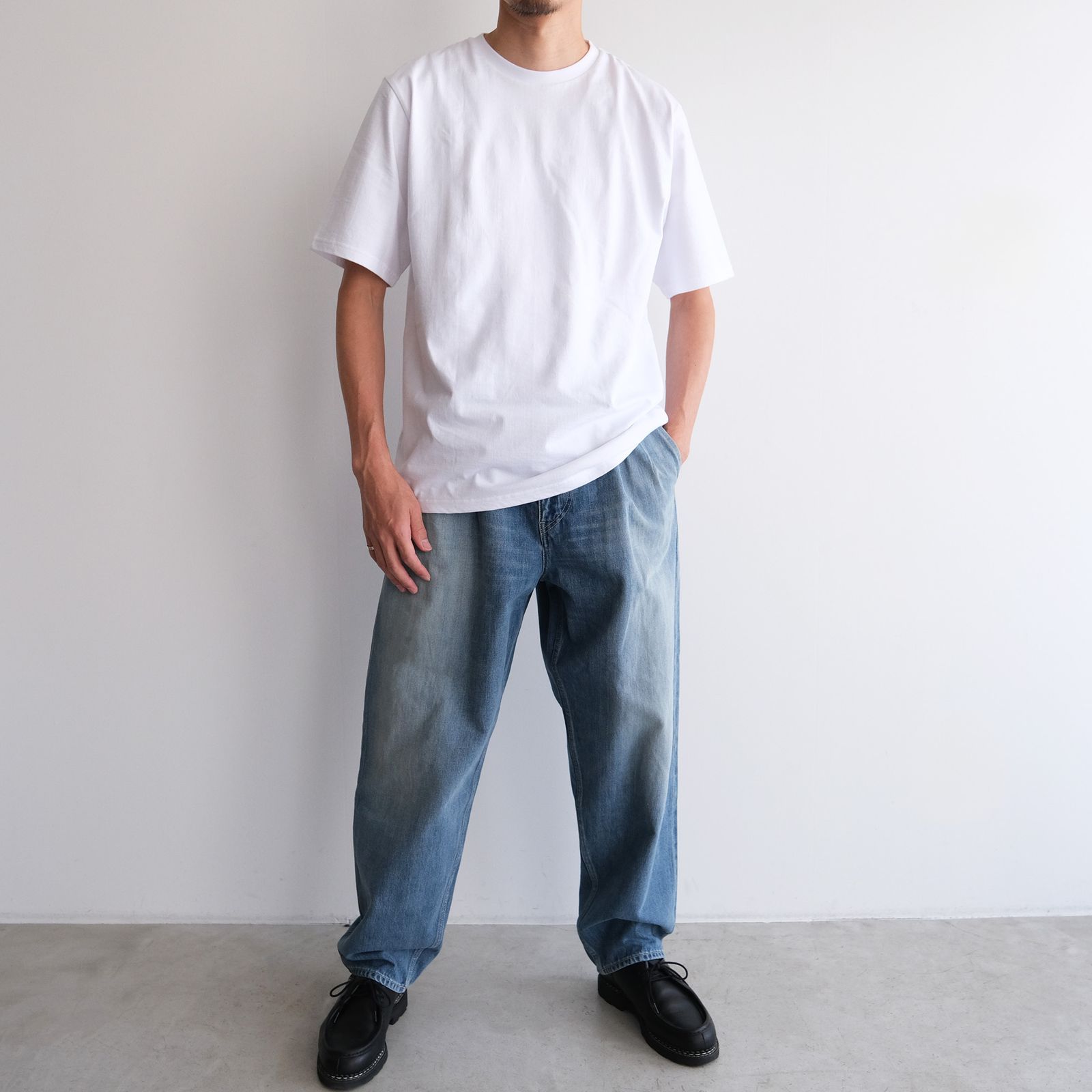 Selvage Denim Two Tuck Tapered Pants -パンツ-（Indigo Light Fade / インディゴライトフェード）