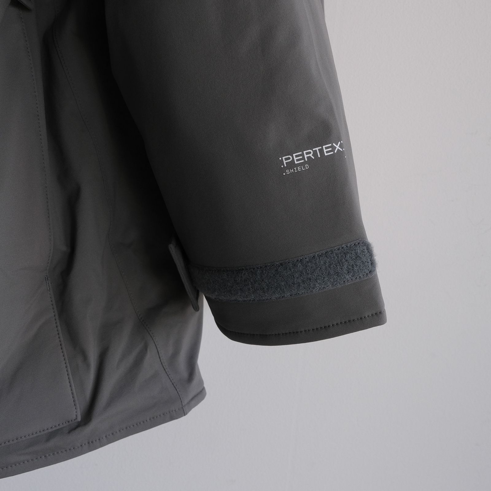 PERTEX SHIELD Insulated Military Parka -ジャケット-（Stone Gray / ストーングレー）GM263-30271