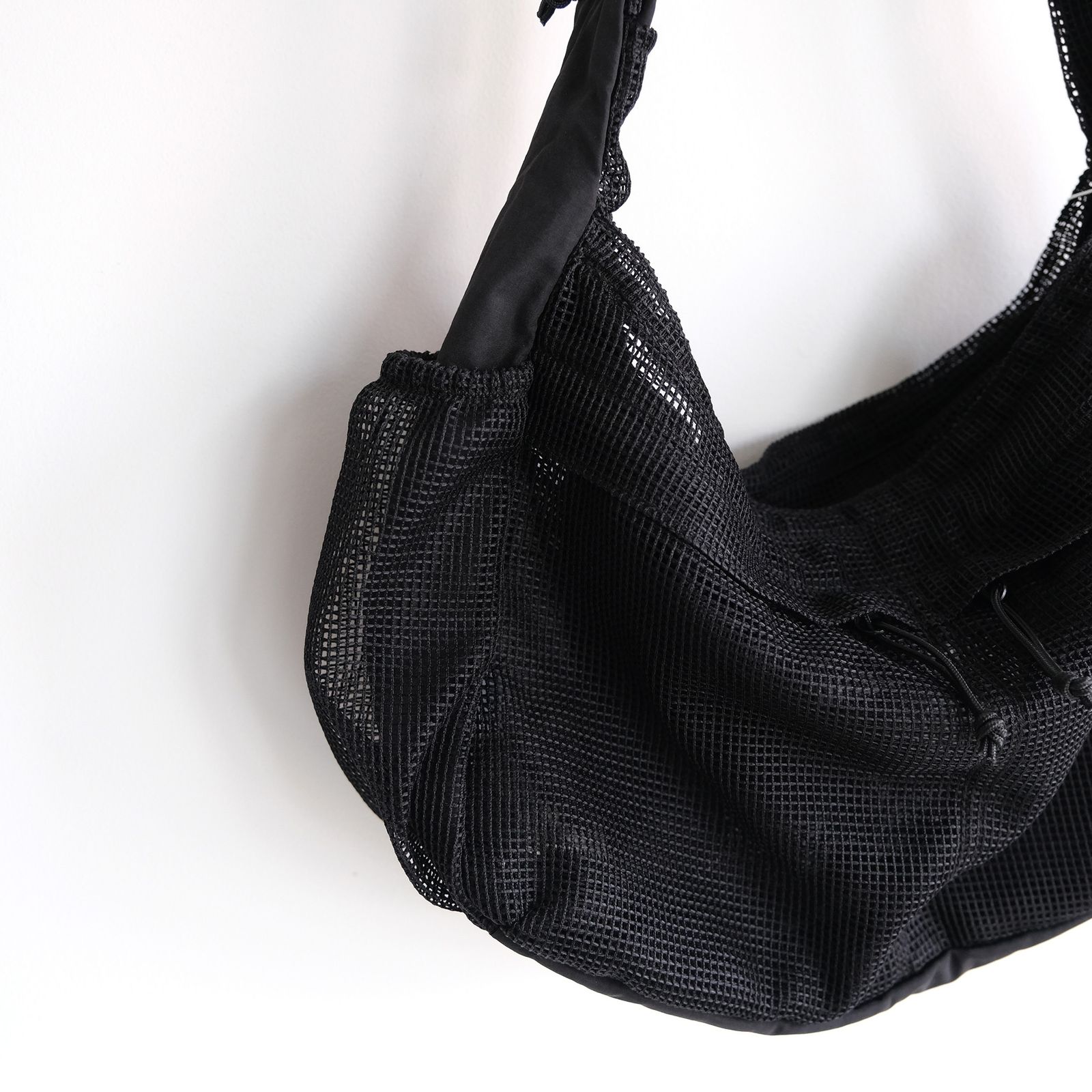 Mesh Shoulder Bag -バッグ-（Black / ブラック）
