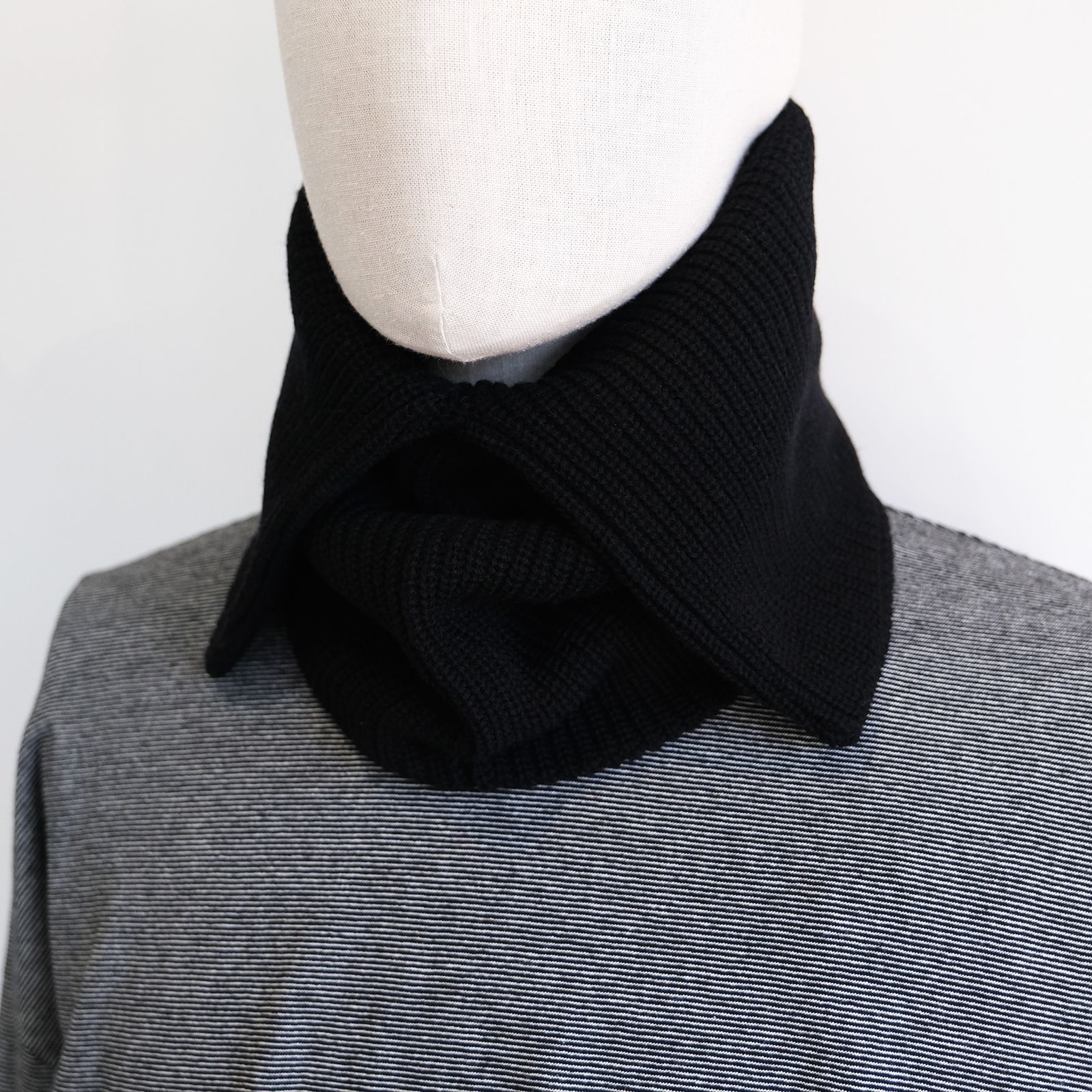 Mercerized Fine Wool Snood -スヌード-（Black / ブラック）