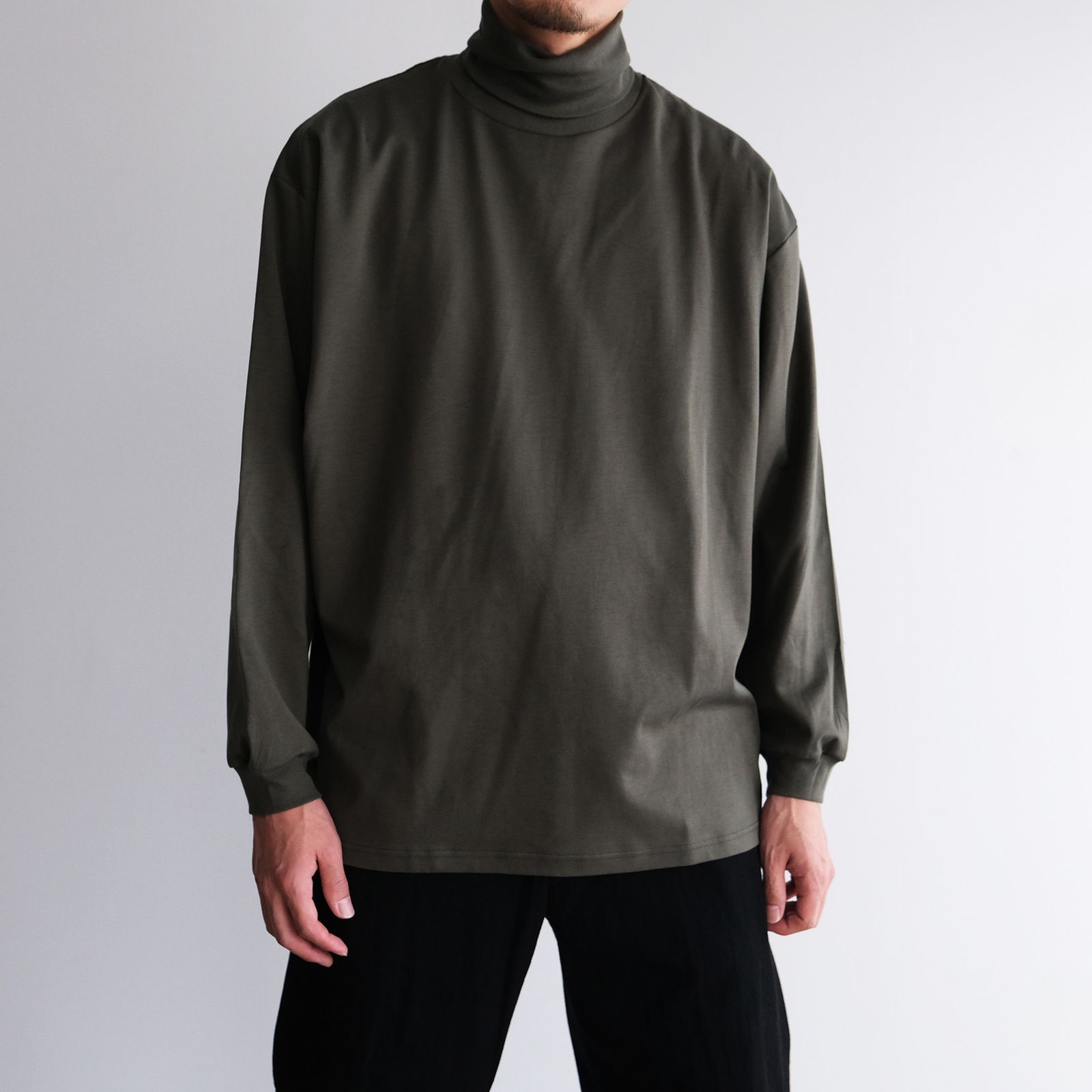 Brushed Mockrody High Neck L/S Tee -Tシャツ-（Green / グリーン）
