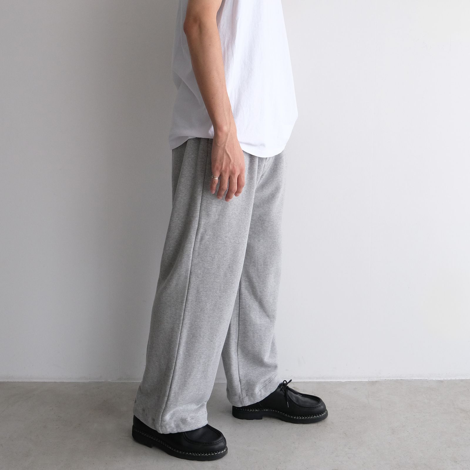 Jumberca Sweat Straight Trousers -スウェットパンツ-（Gray / グレー）