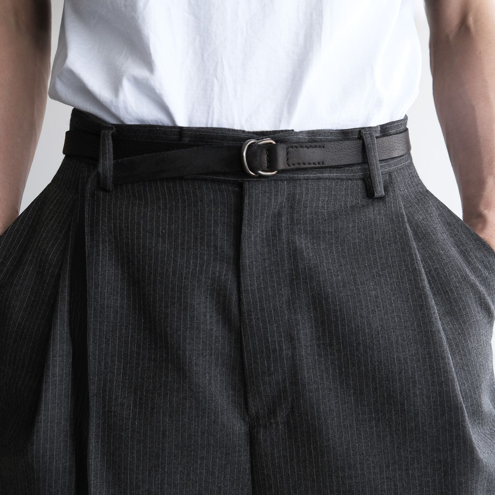 Bison Full Grain Unisex Leather Belt -ベルト-（Black / ブラック）