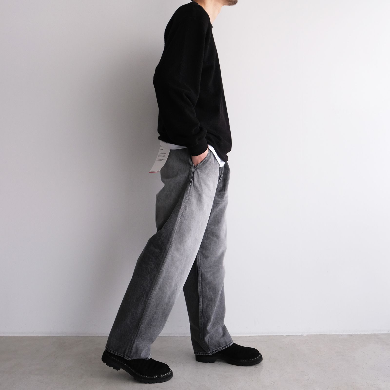 Selvage Denim Two Tuck Pants -デニムパンツ-（Black Light Fade / ブラックライトフェード）GU261-40061LB