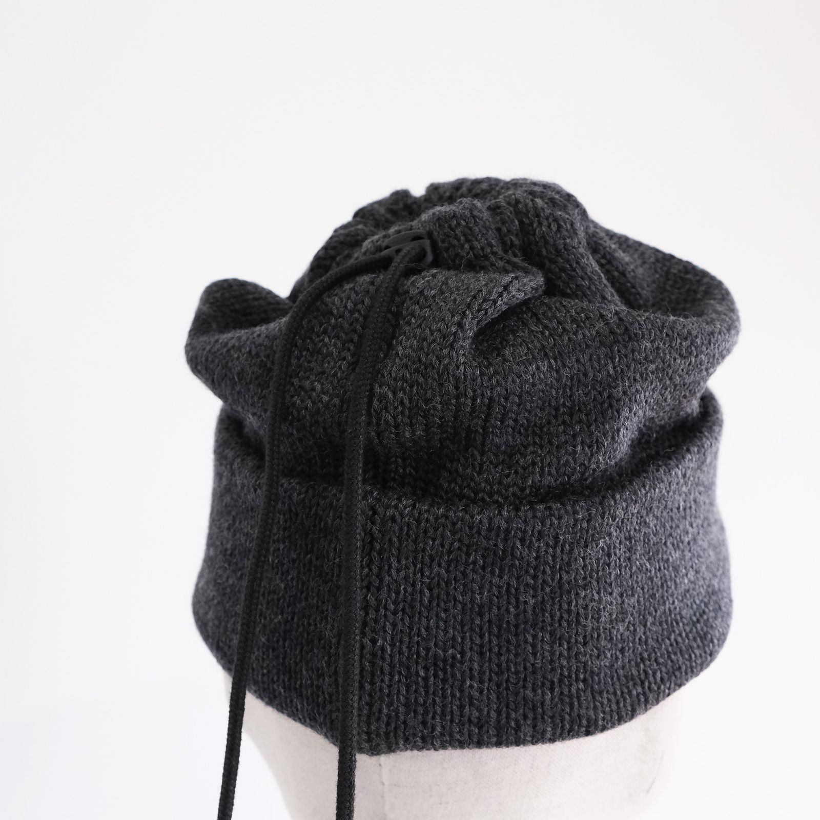 Drawstring Wool Knit & Neck Warmer -ニットキャップ-（Charcoal / チャコール）