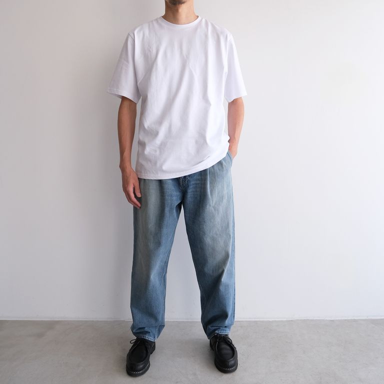 Men'sモデル身長182cm、体重68kg（着用サイズ：3）