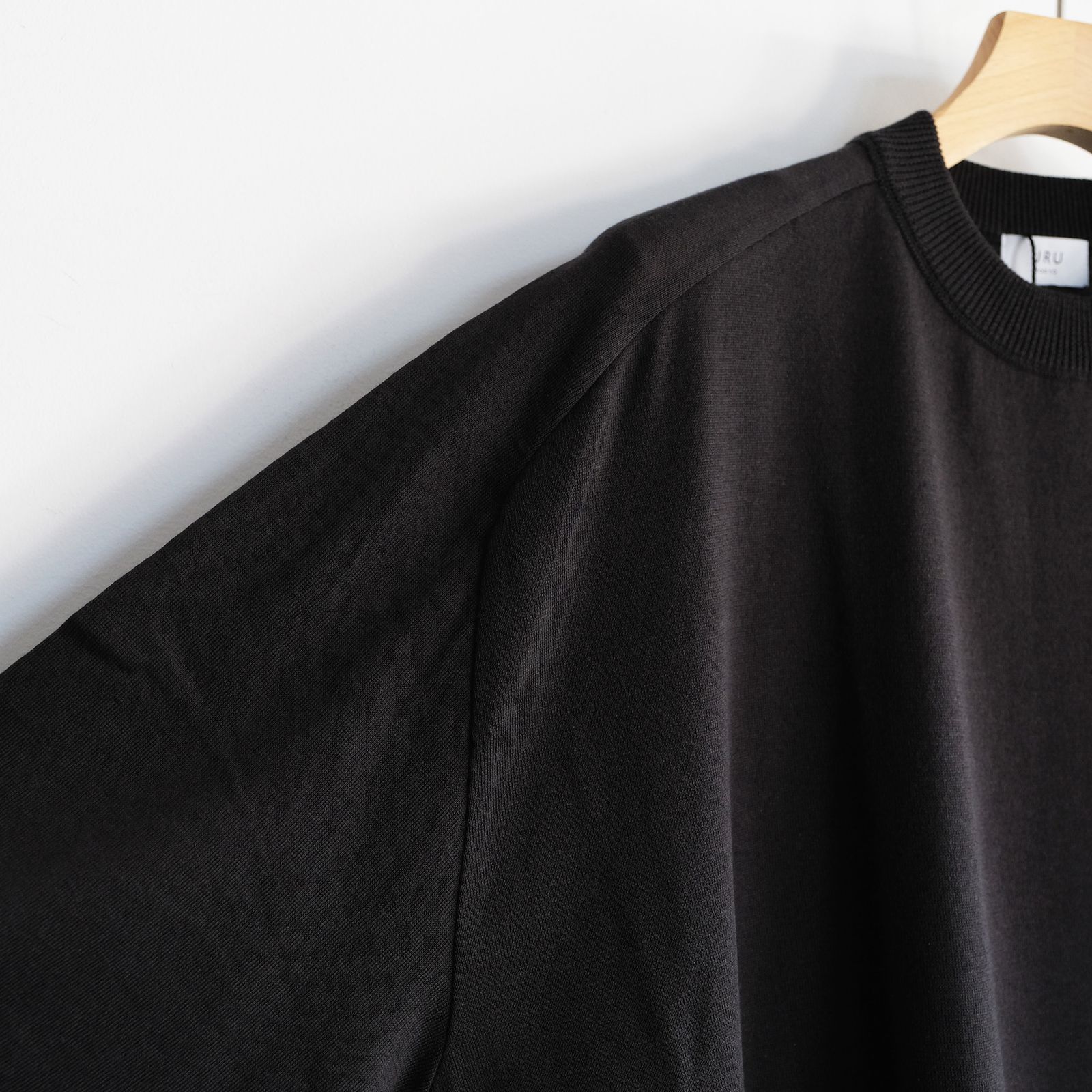 Crew Neck Knit -ニット-（Charcoal / チャコール）