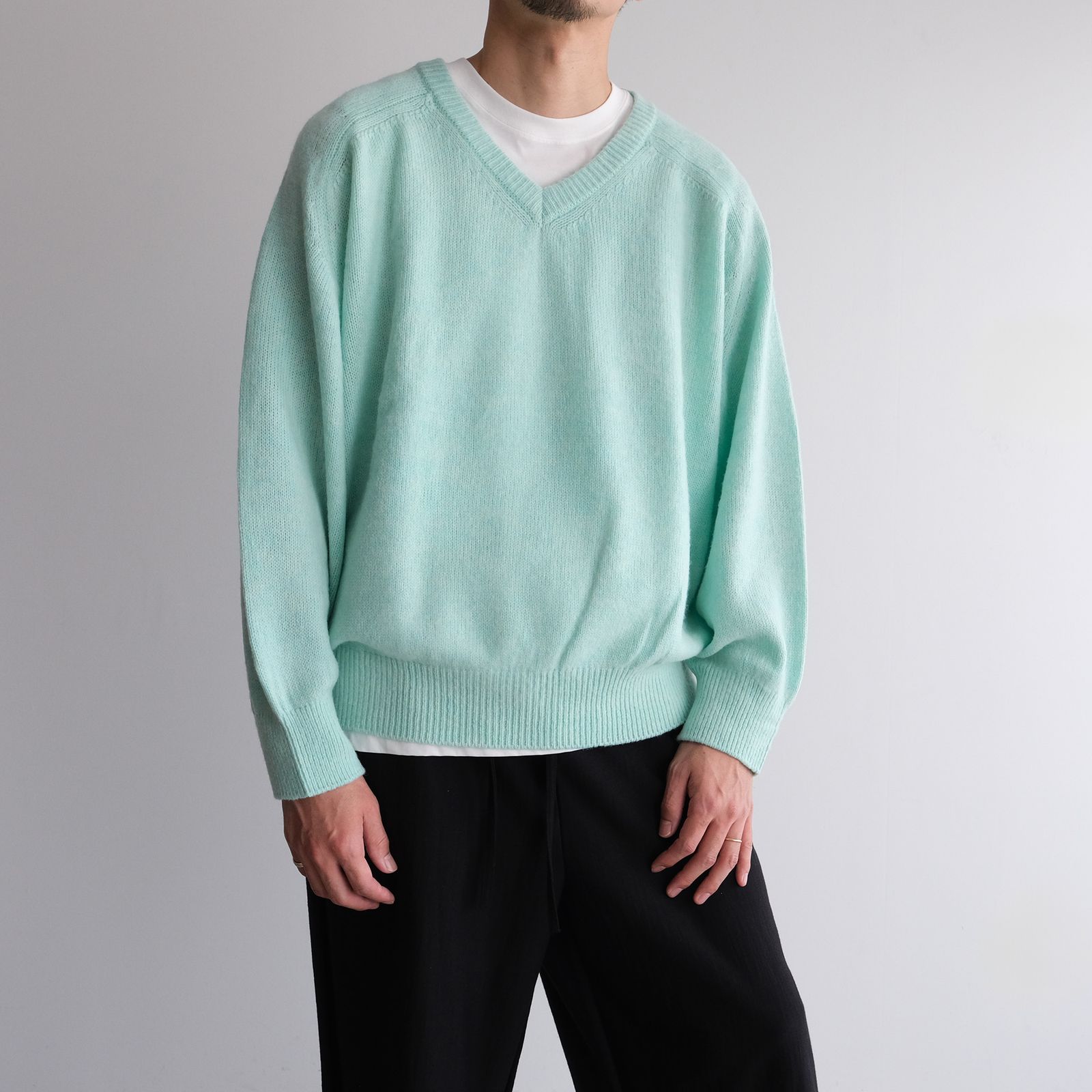 V Neck Knit -ニット-（L.Green / ライトグリーン）