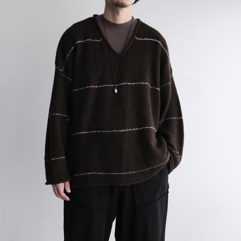 V-Neck Line Border Sweater -ニット-（Brown / ブラウン）