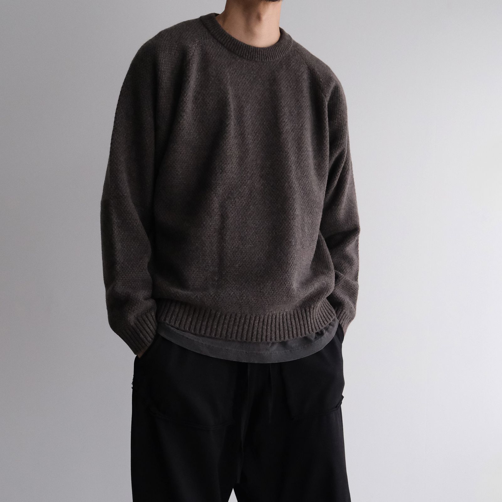 Lambs Wool Crewneck Sweater -ニット-（Brown / ブラウン）
