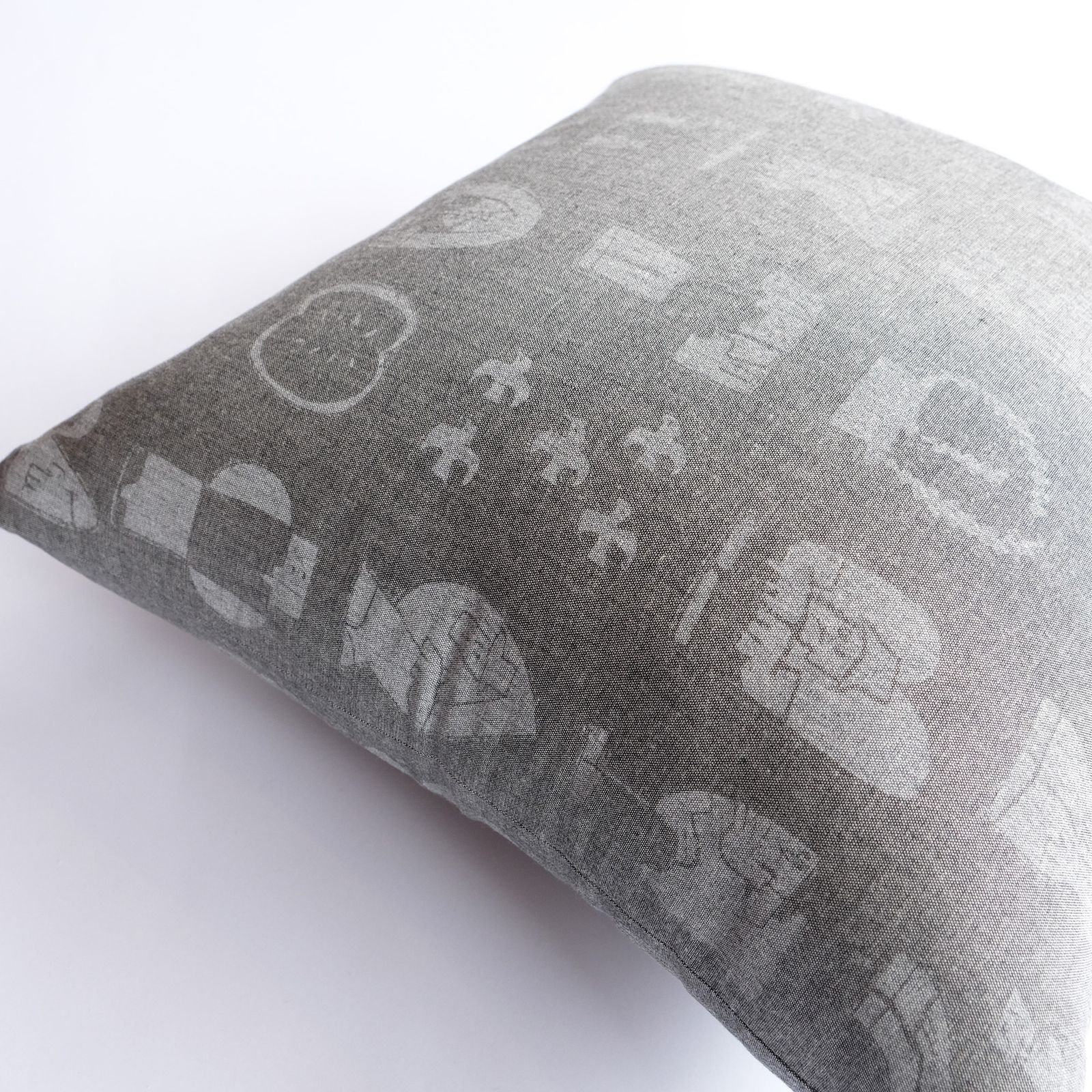 "cushion" -クッション-（Keisuke Terada / ケイスケ テラダ）
