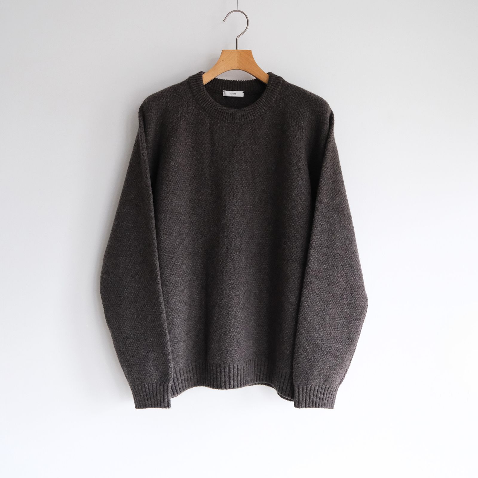 Lambs Wool Crewneck Sweater -ニット-（Brown / ブラウン）