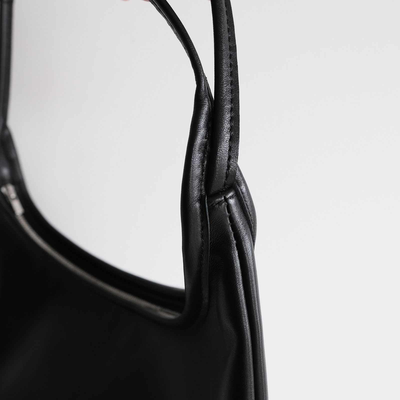 Shoulder Bag L -ショルダーバッグ-（Black / ブラック）